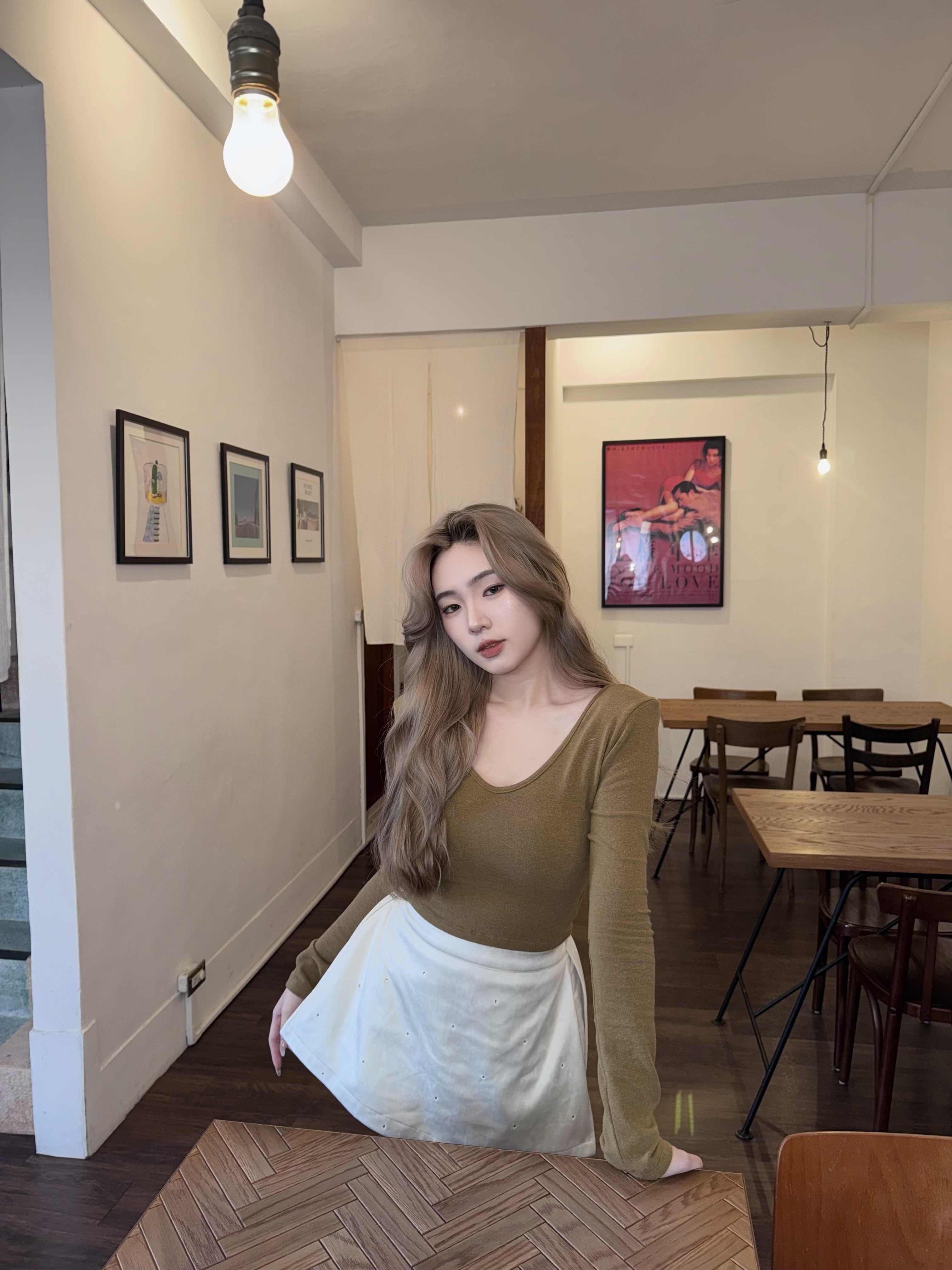 圓領磨毛打底衣