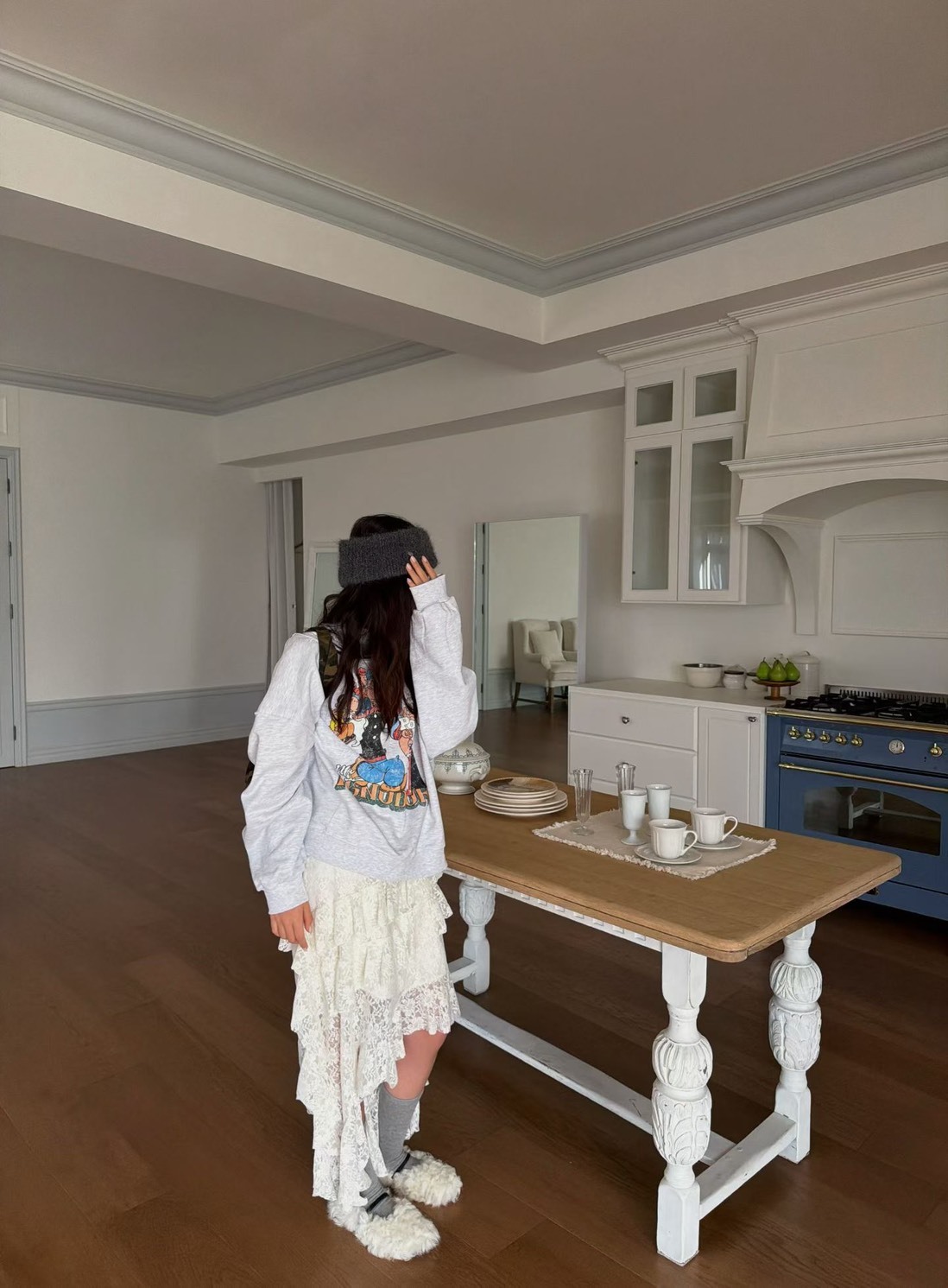 花蕾斜蕾絲長裙