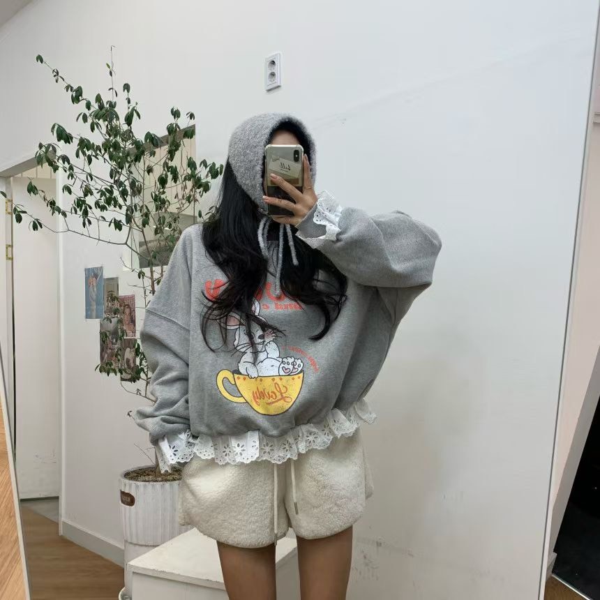 杯子兔白蕾絲襬衛衣
