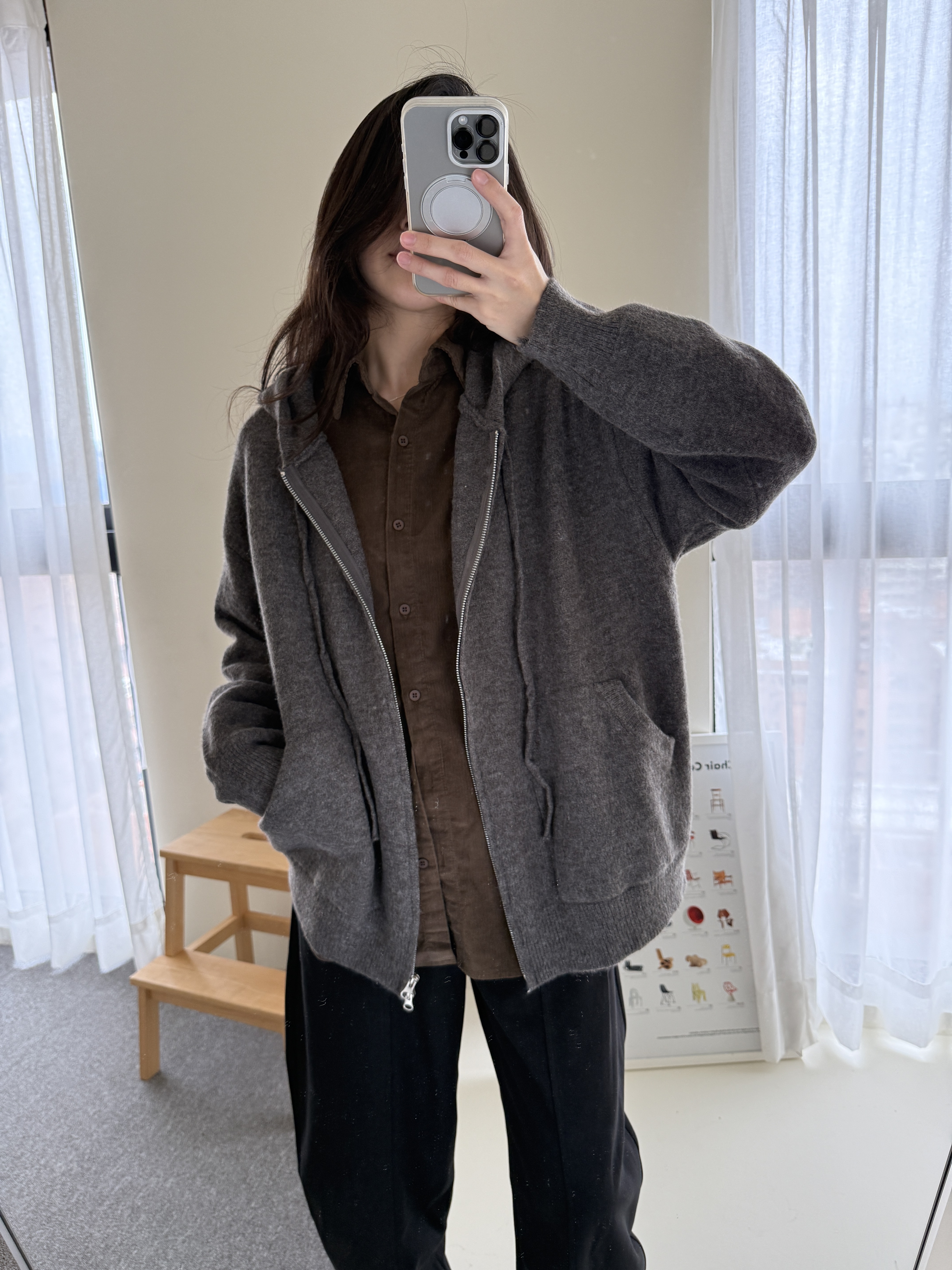 綿羊絨連帽針織外套