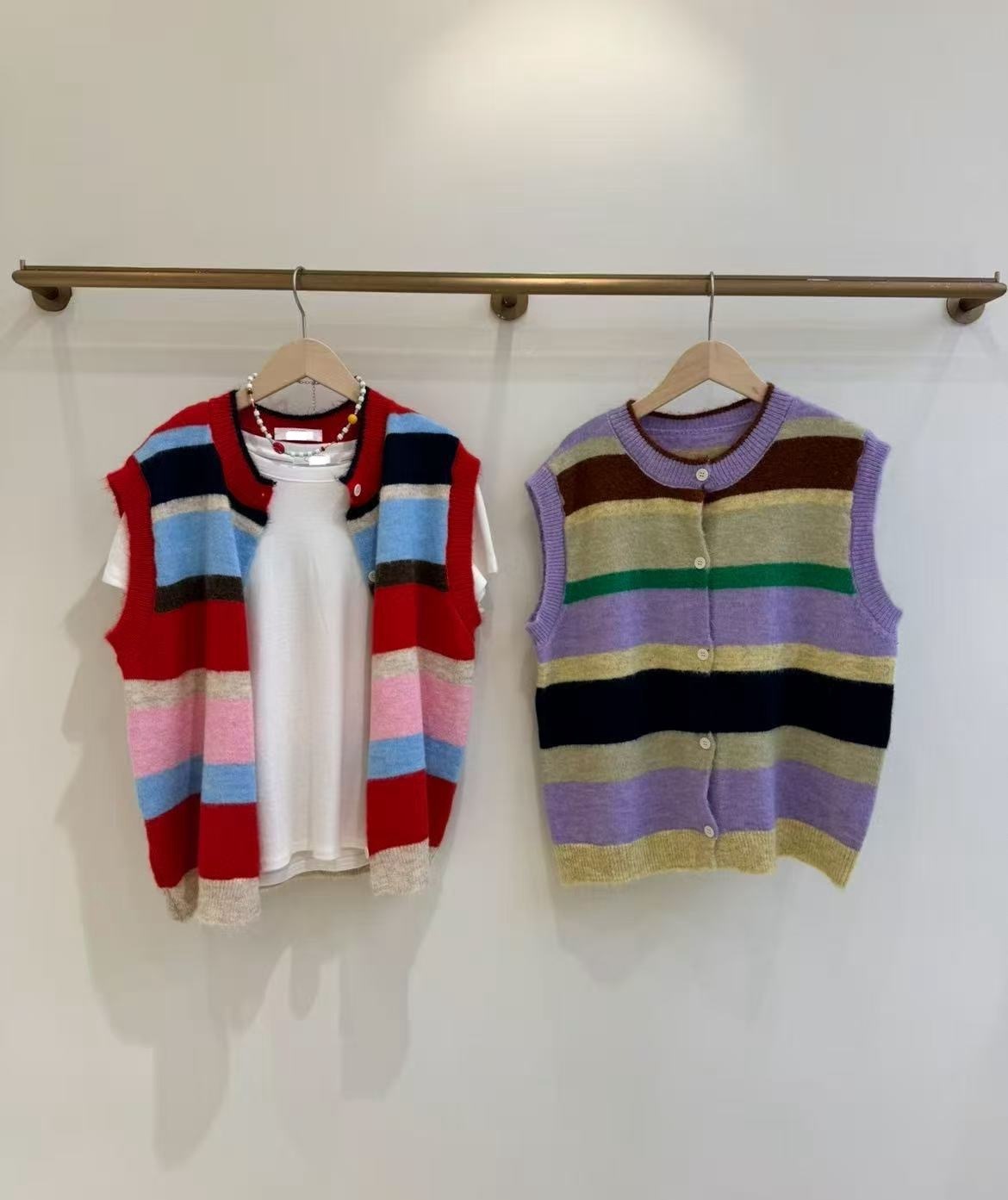 A1MO11 彩色橫間背心冷衫*2色