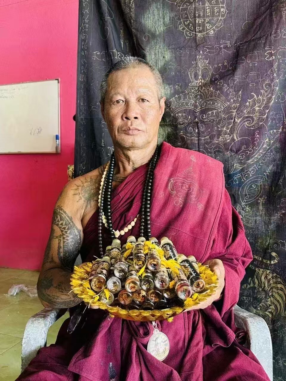 二哥豐招財法油｜龍婆拉架 × 龍婆濟｜泰北森林派高僧加持【真泰佛行】