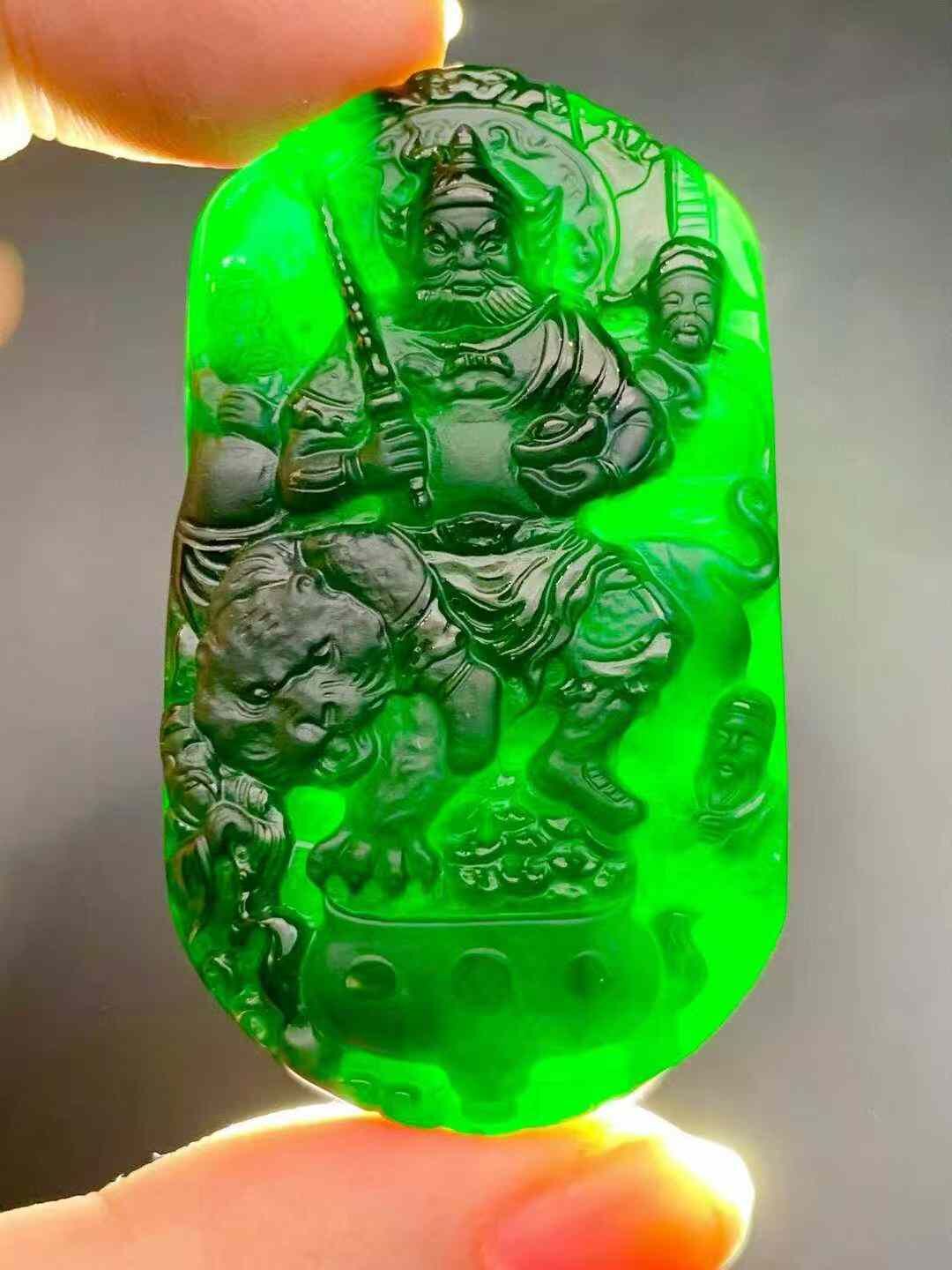 12295954 翡翠墨翠五路財神