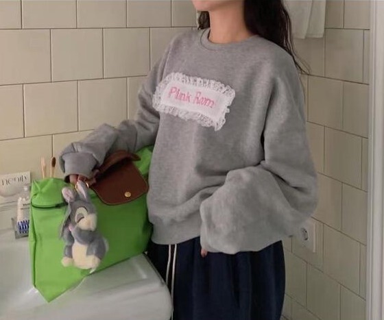 BE84 衛衣  胸49  長25 $499 (一口價)