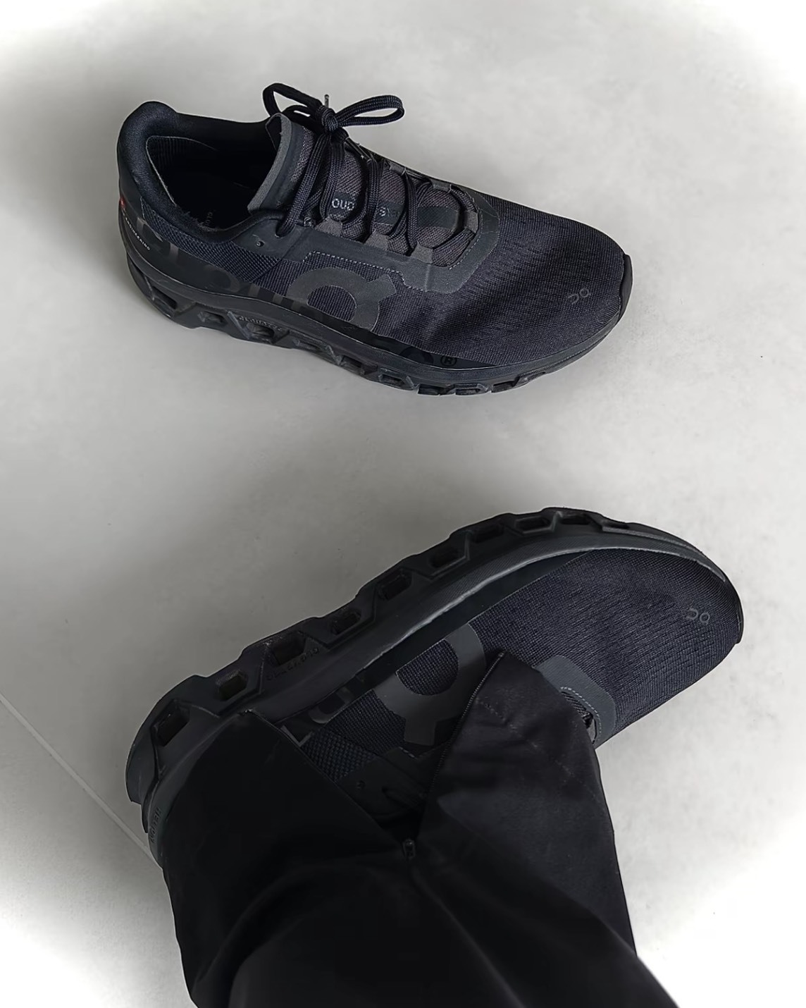 <即將到貨> On CloudmOnster Void 黑 男跑鞋