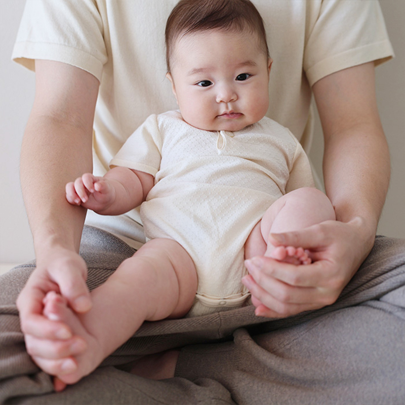 COFUCU 鏤空花紋有機棉寶寶包屁衣