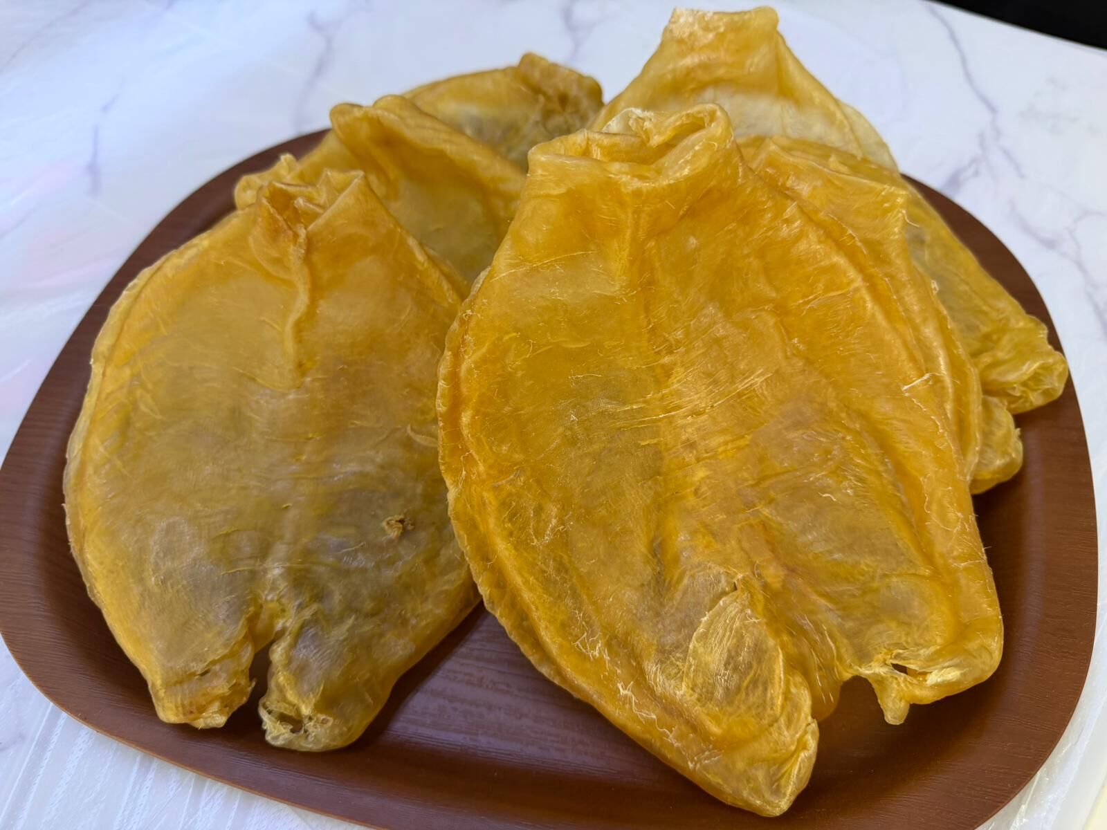 A11 花膠一斤 (約6-9隻)