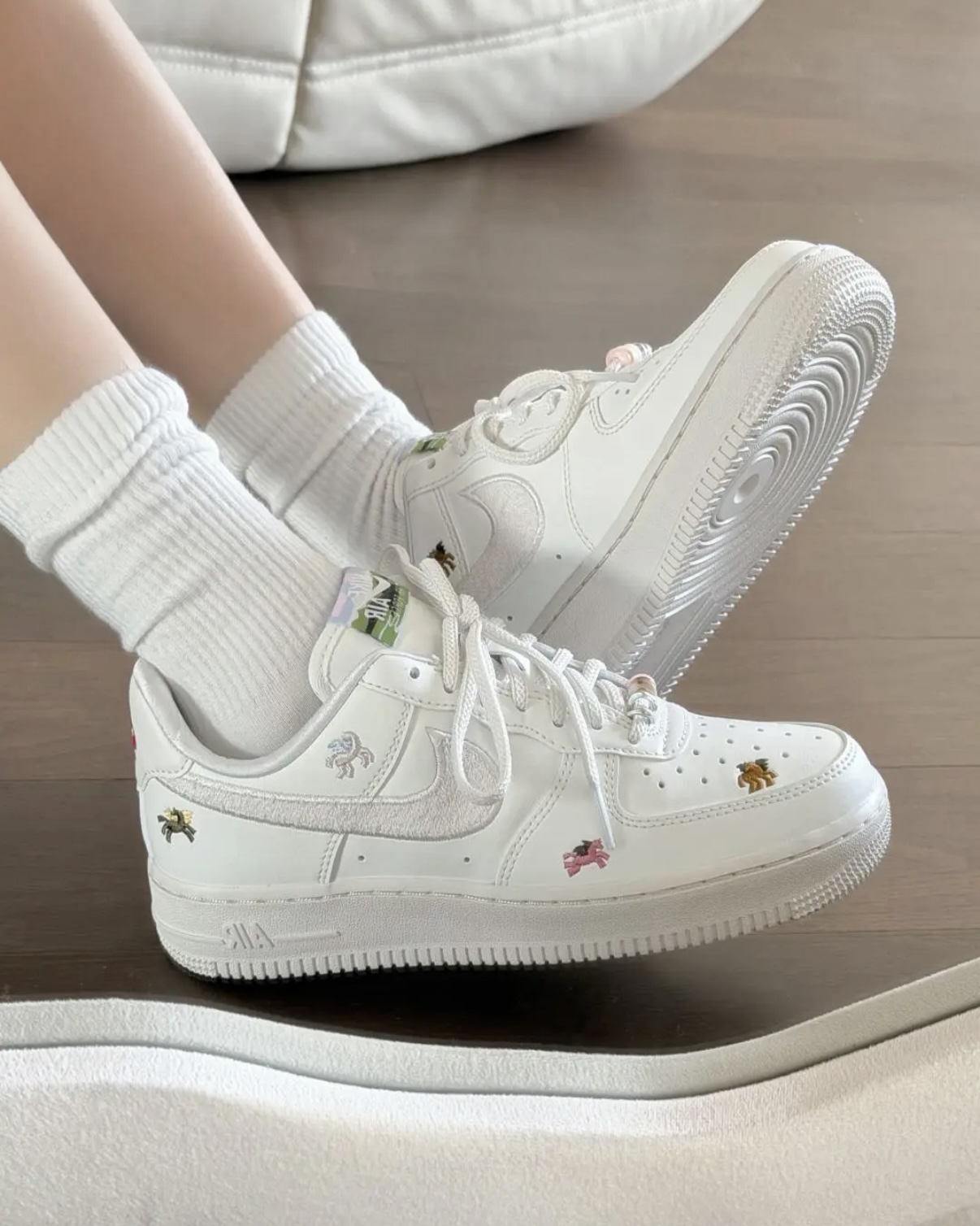 Nike Air Force 1 Low Pegasus Pack Sail 馬年限定 飛馬刺繡 白色 立體LOGO 休閒鞋 女鞋