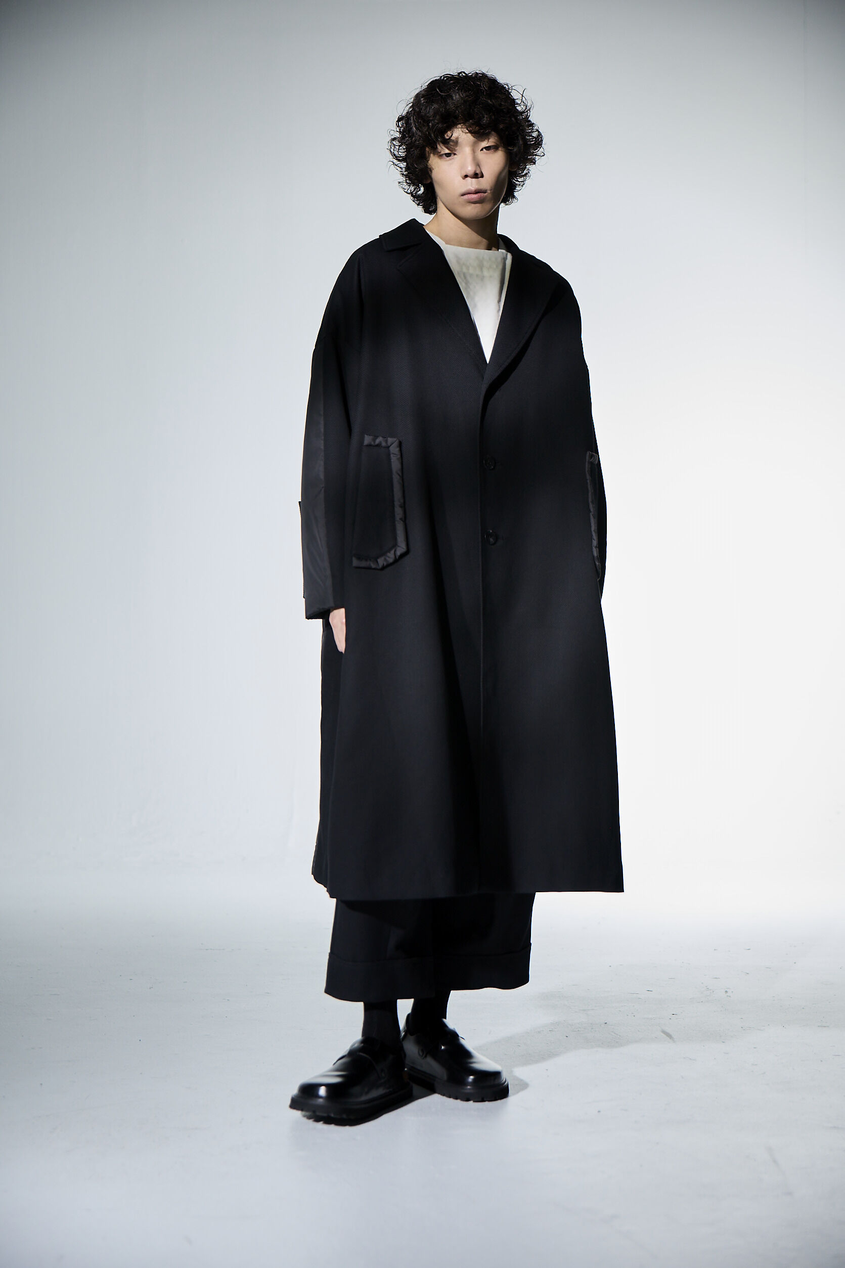 西裝領鋪棉大衣