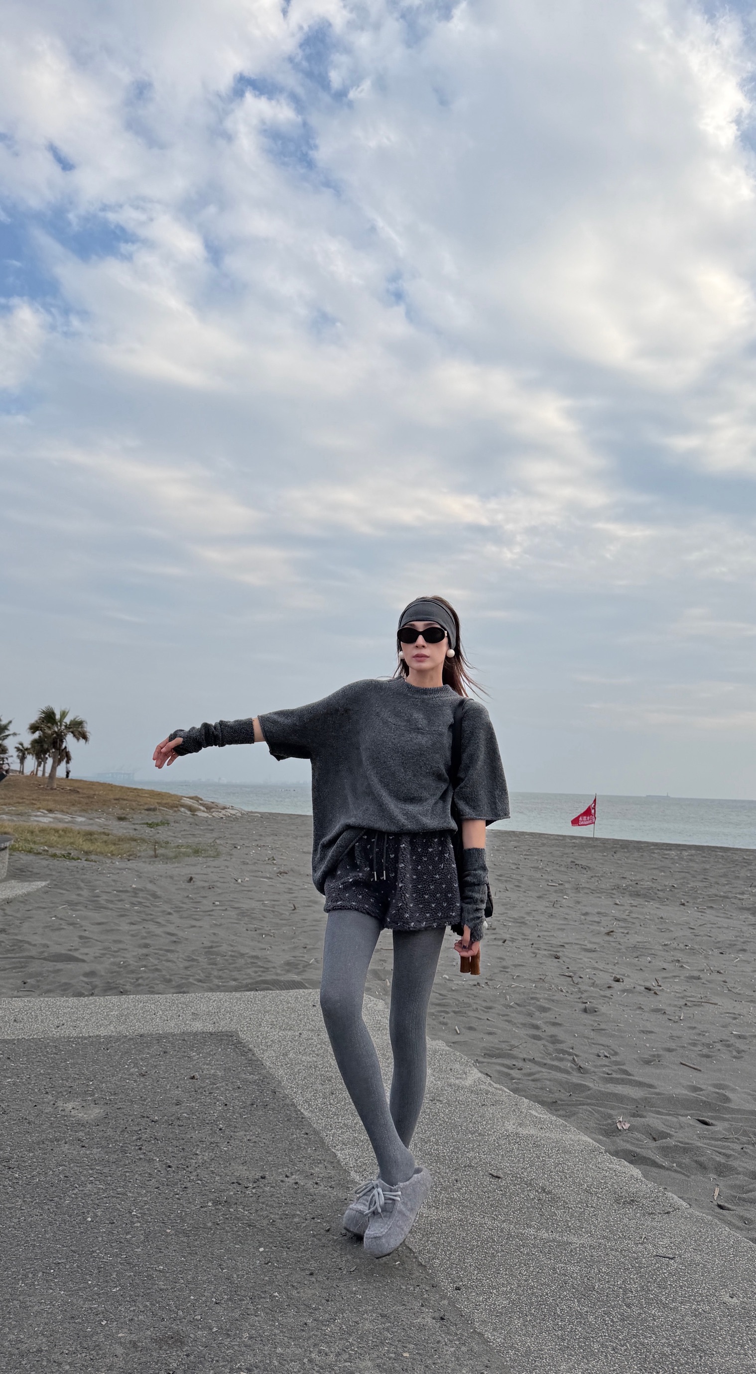 附手袖軟針織大Ｔ