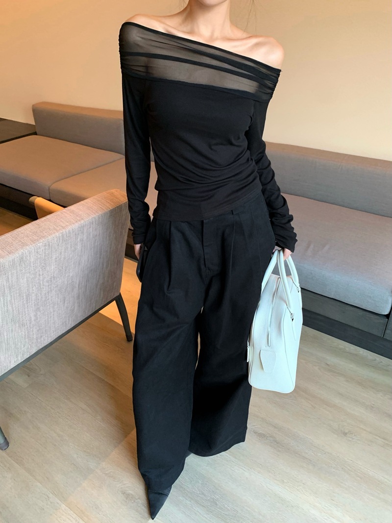 網紗拼接透膚露肩上衣