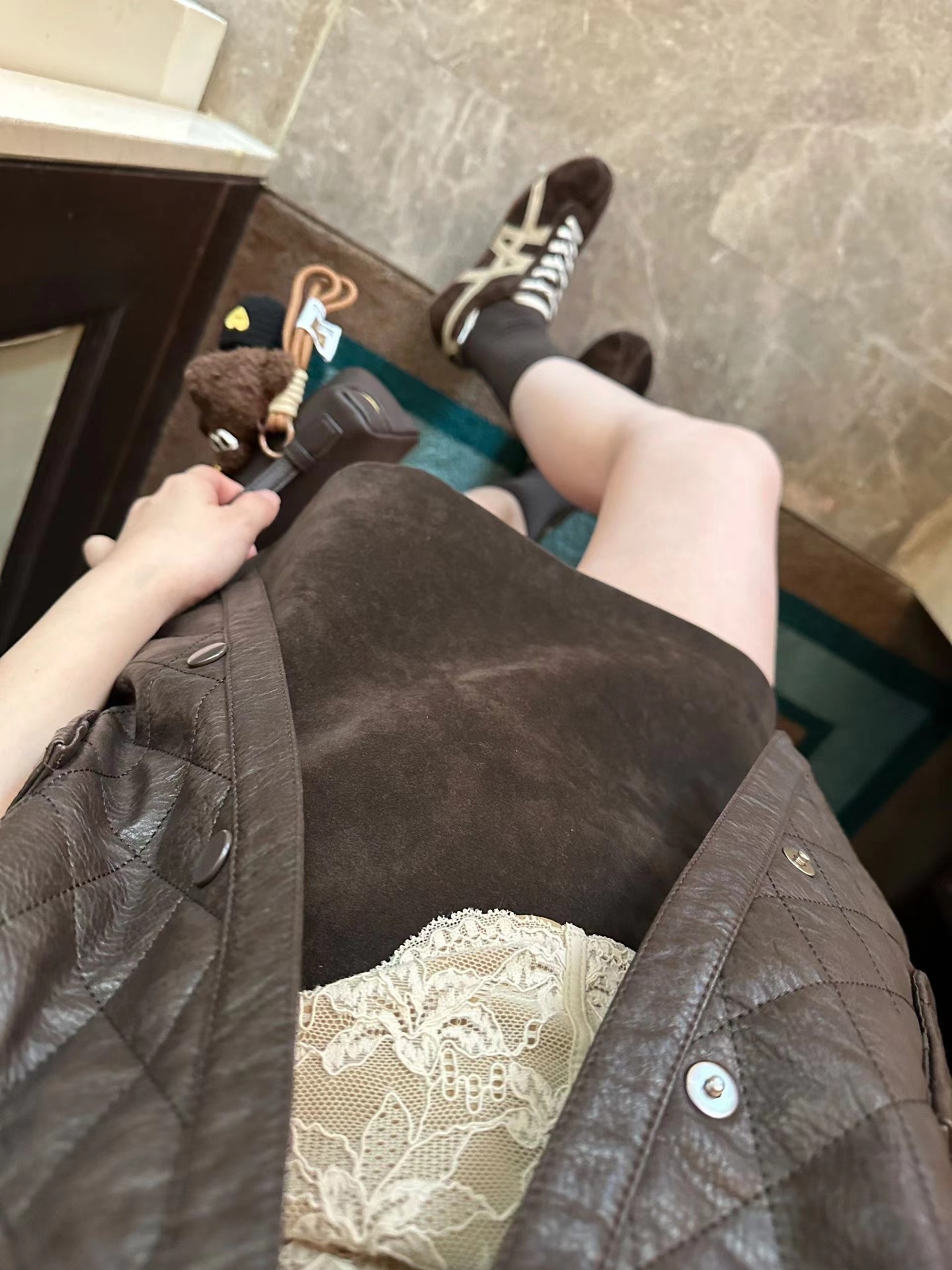 格紋皮外套+ 麂皮短裙(2件組)