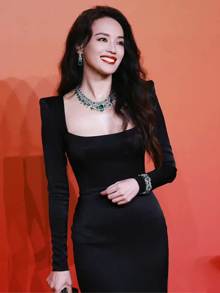 舒淇同款 方領貼身長洋裝