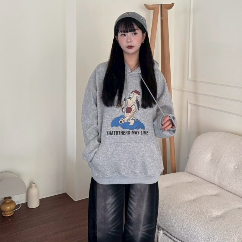 現正表演中 Q狗手繪感加絨帽tee