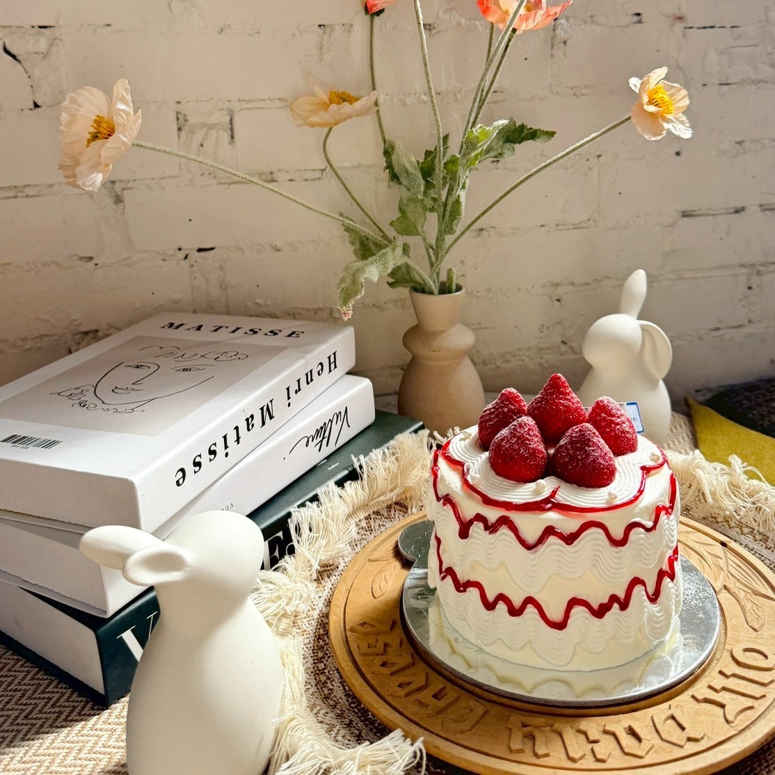 夢幻白雪草莓蛋糕(限店取)