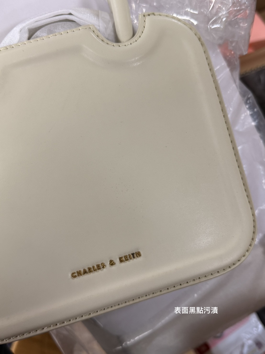 <不管多賠‼就是要清🔥> NG-Charles&Keith 小CK 餅乾包 奶油白