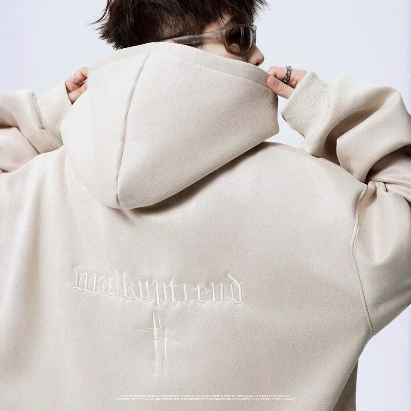 刺繡哥德字星芒帽T