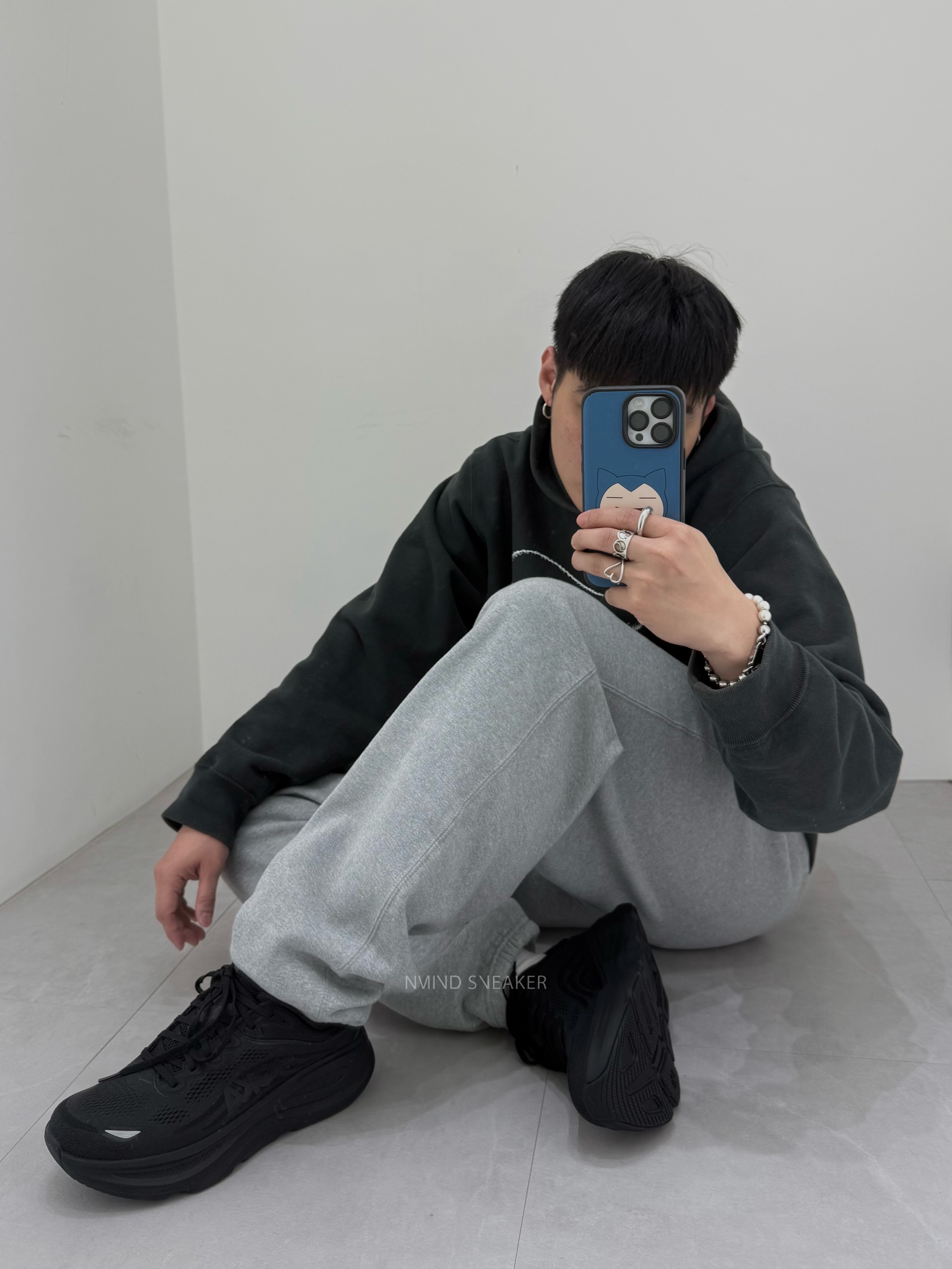 <快速出貨> HOKA ONE ONE BONDI 9  黑魂 男/女鞋