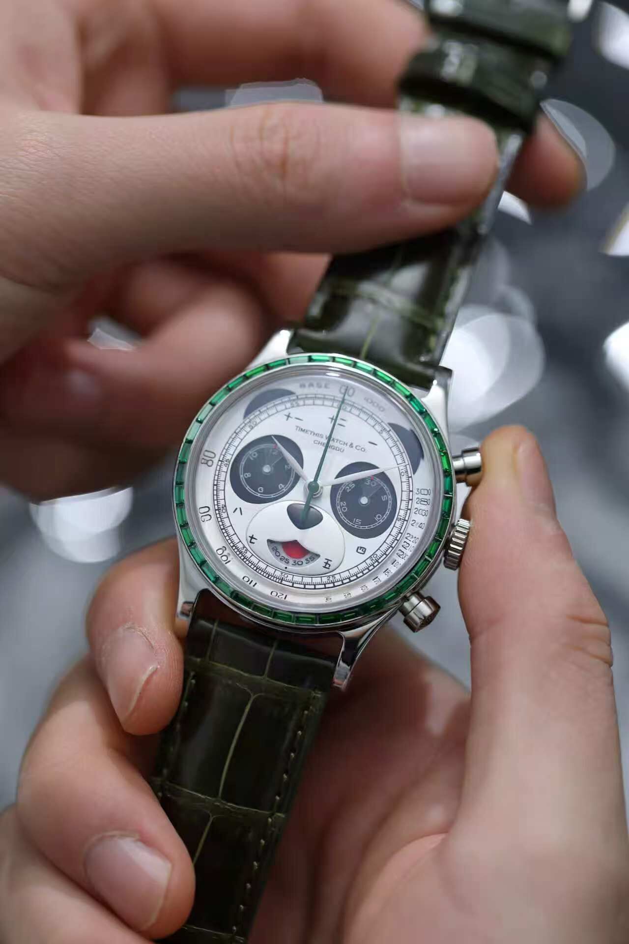 Sichuan Panda Automatic Chronograph - 天然翡翠圈特別版