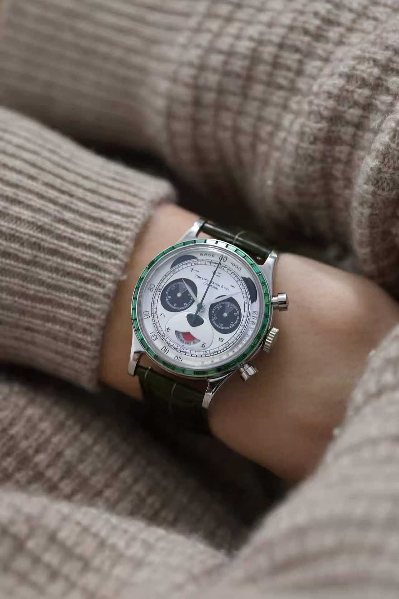 Sichuan Panda Automatic Chronograph - 天然翡翠圈特別版