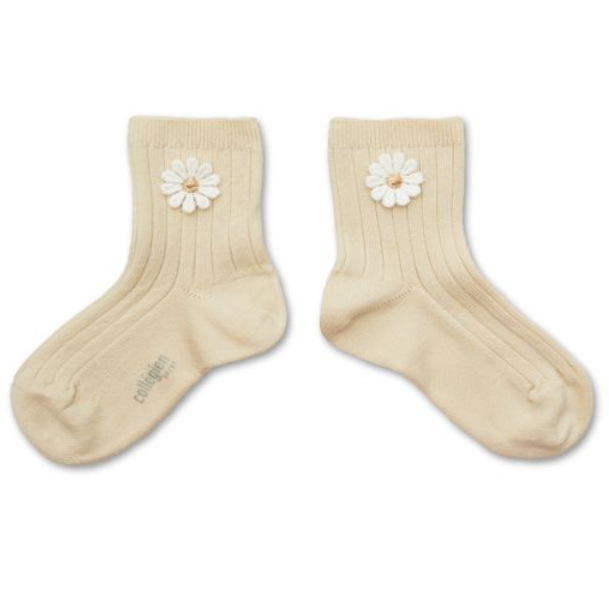 (預購) COLLEGIEN 螺紋小花短襪 Bérénice - 037 Doux Agneaux 米白