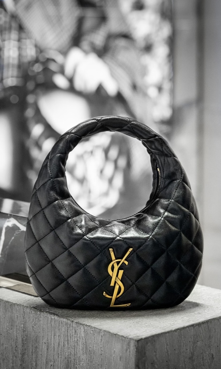 YSL Icarino 絎縫納帕皮手袋