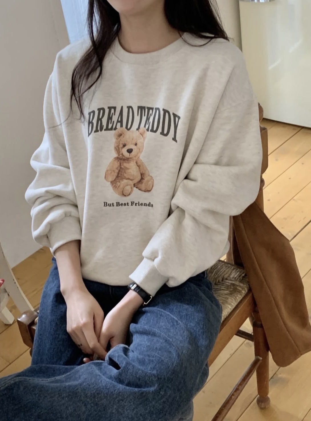 Bread Teddy Soft & Cozy Sweatshirt [ 3 colors / Free ]