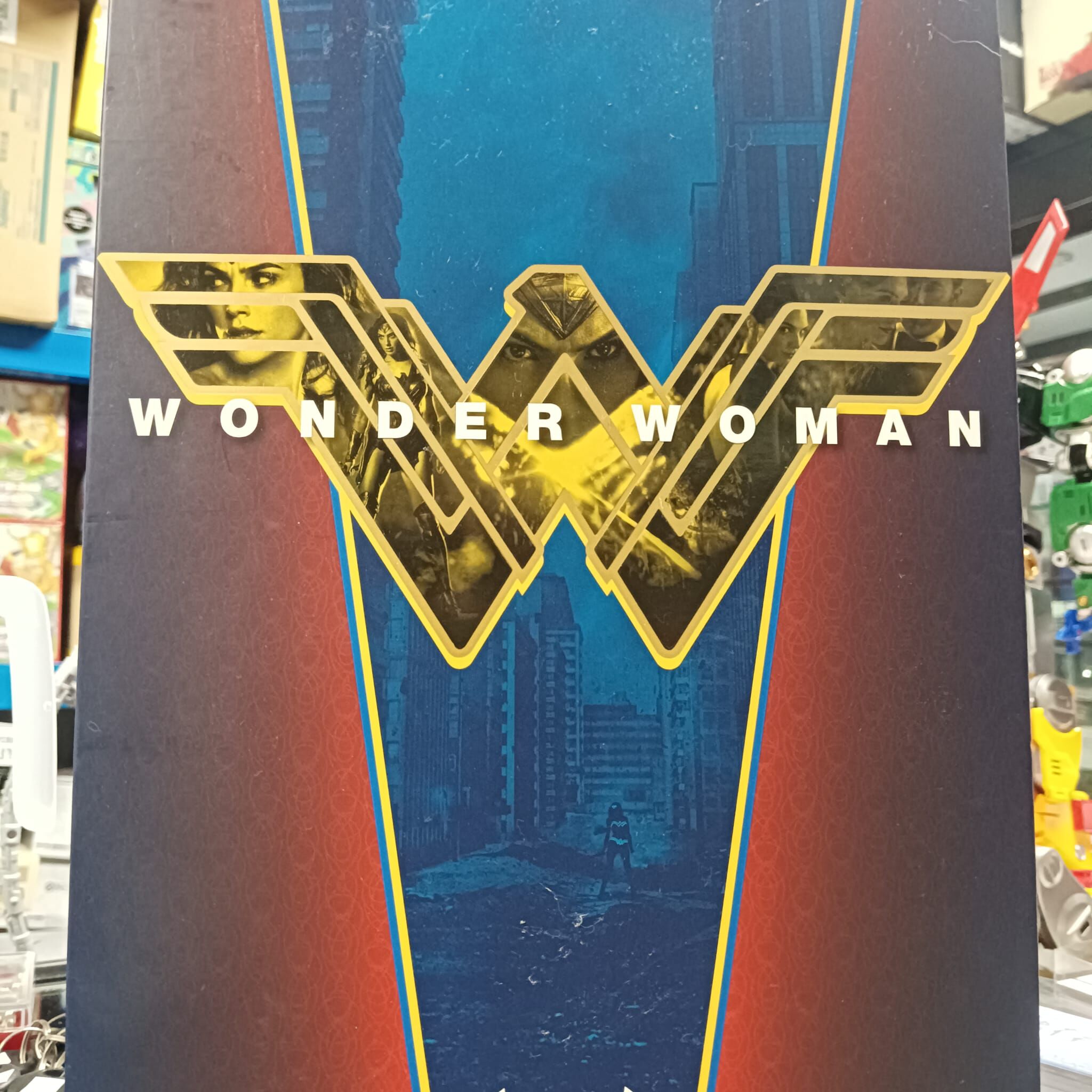 寄賣 Hottoys MMS359 Batman Vs. Superman: Dawn of Justice Wonder Woman