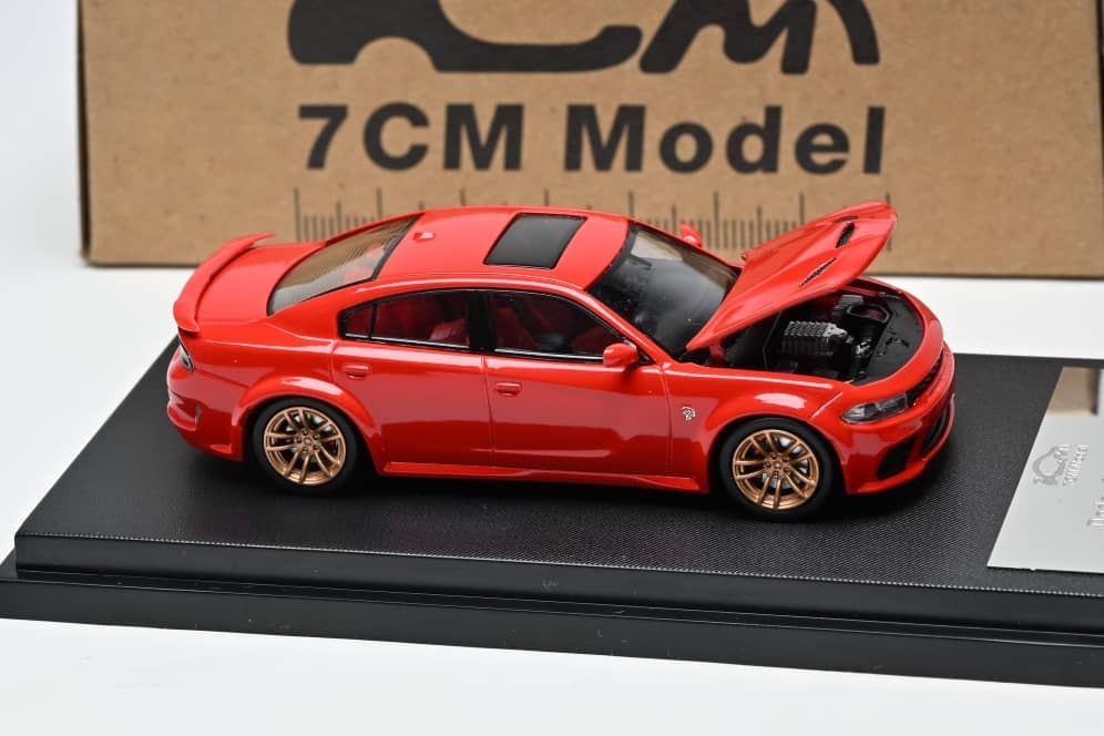 PO-$180 * 7CM * 1:64 DODGE CHALLENGER SRT HELLCAT TORRED