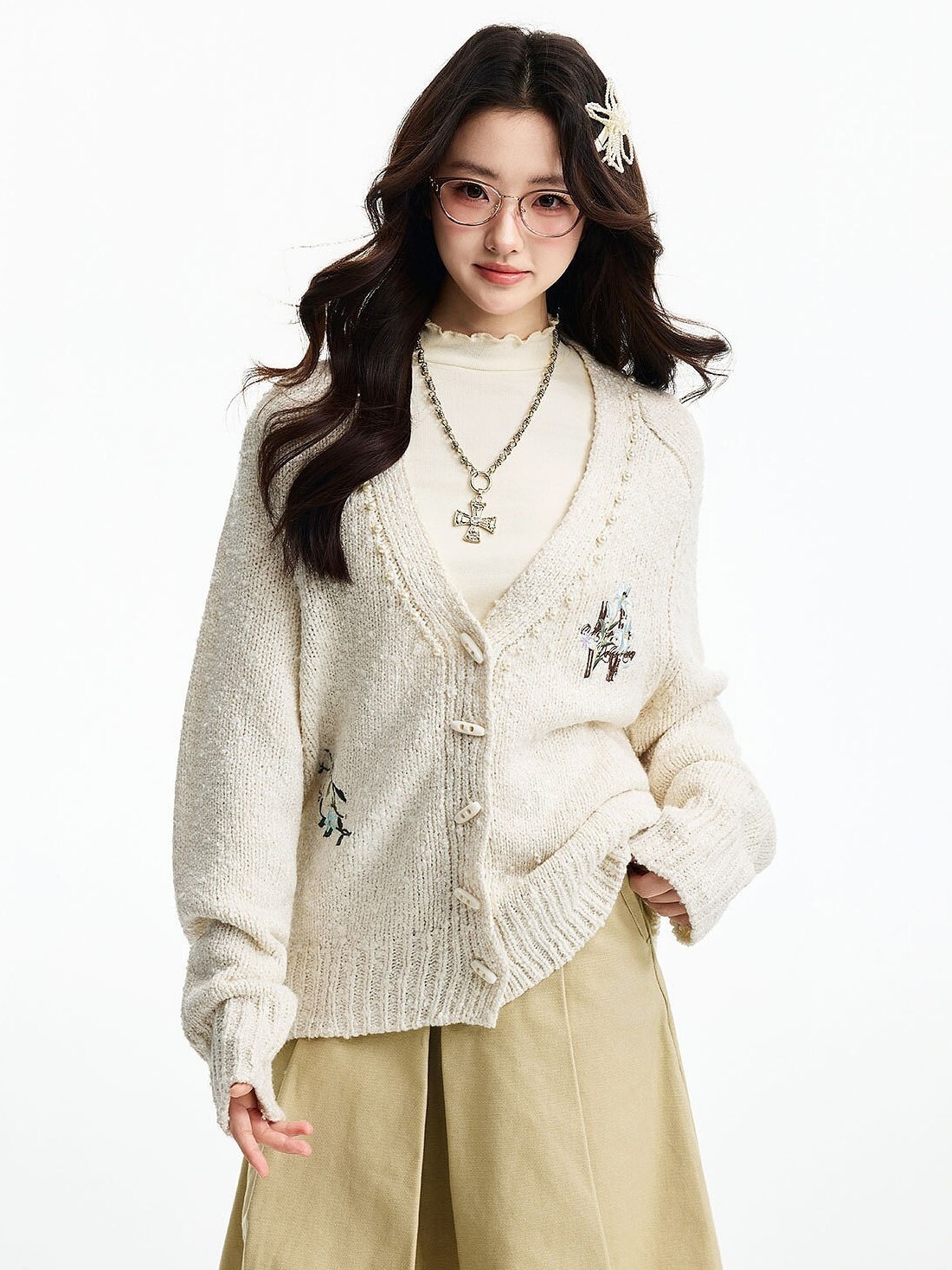MEDM 花朵刺繡 釘珠V領 鈕扣針織外套