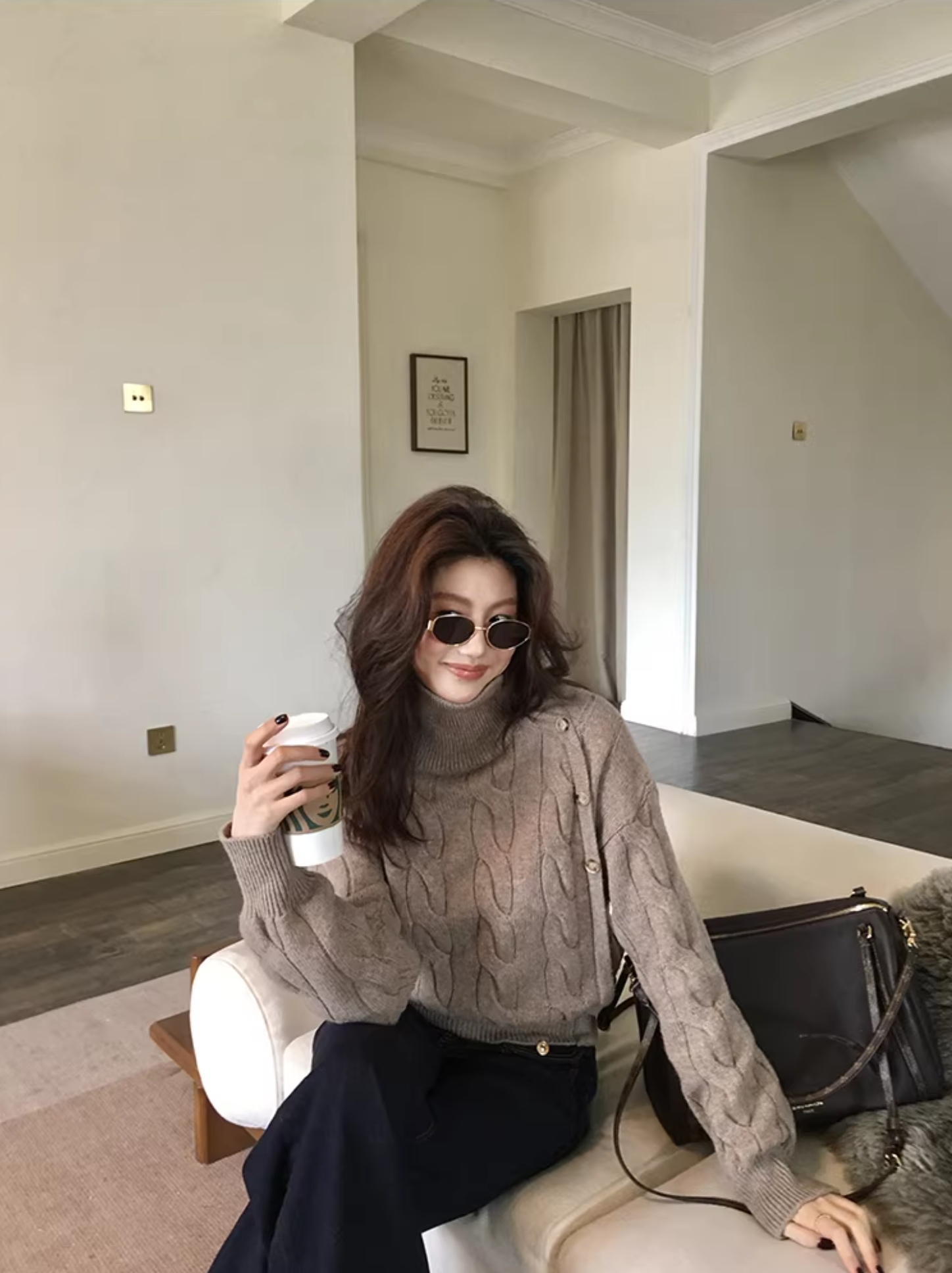 奶茶杏麻花針織側排釦造型高領毛衣-S-L (Elegant & Love)