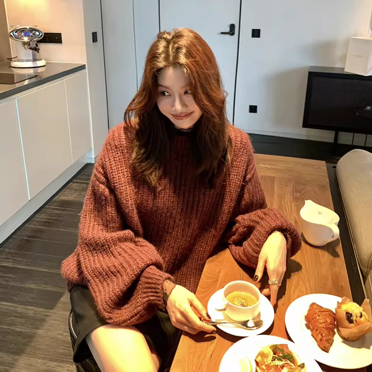 慵懶氣息圓領粗勾織針織毛衣-S-L / 2色 (Elegant & Love)