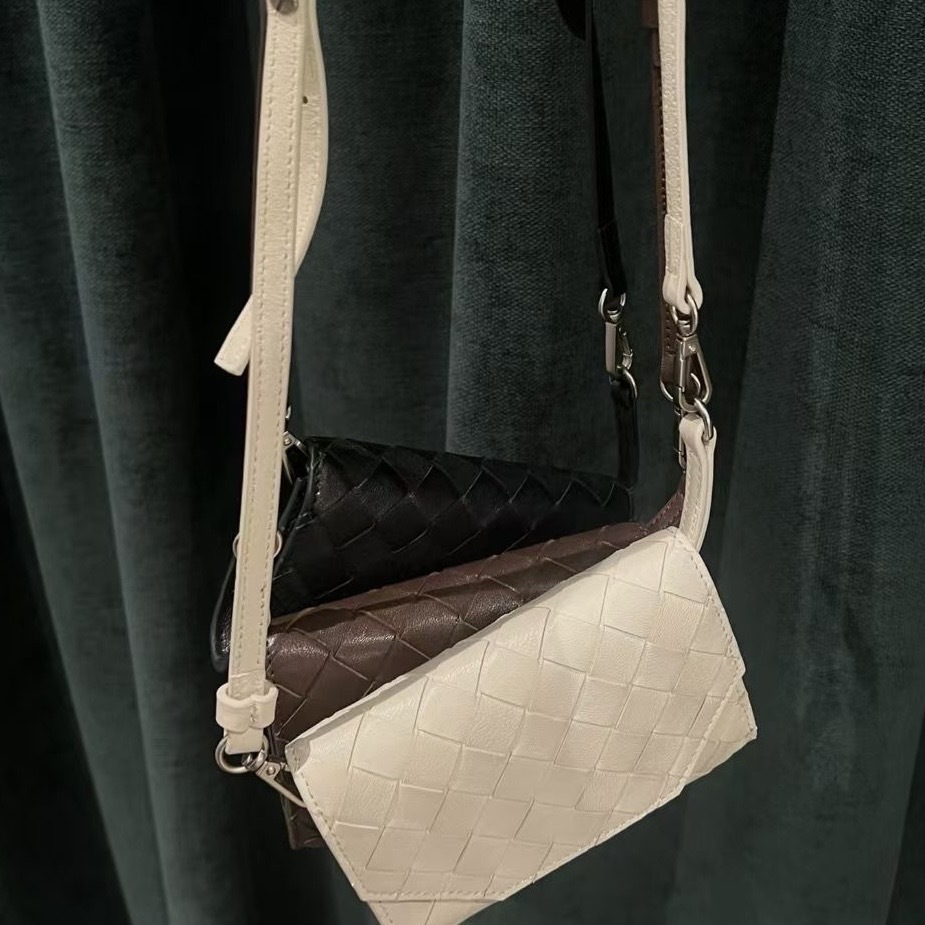 JS16 韓國特價!羊皮100可調斜背QQ小錢包(三色)