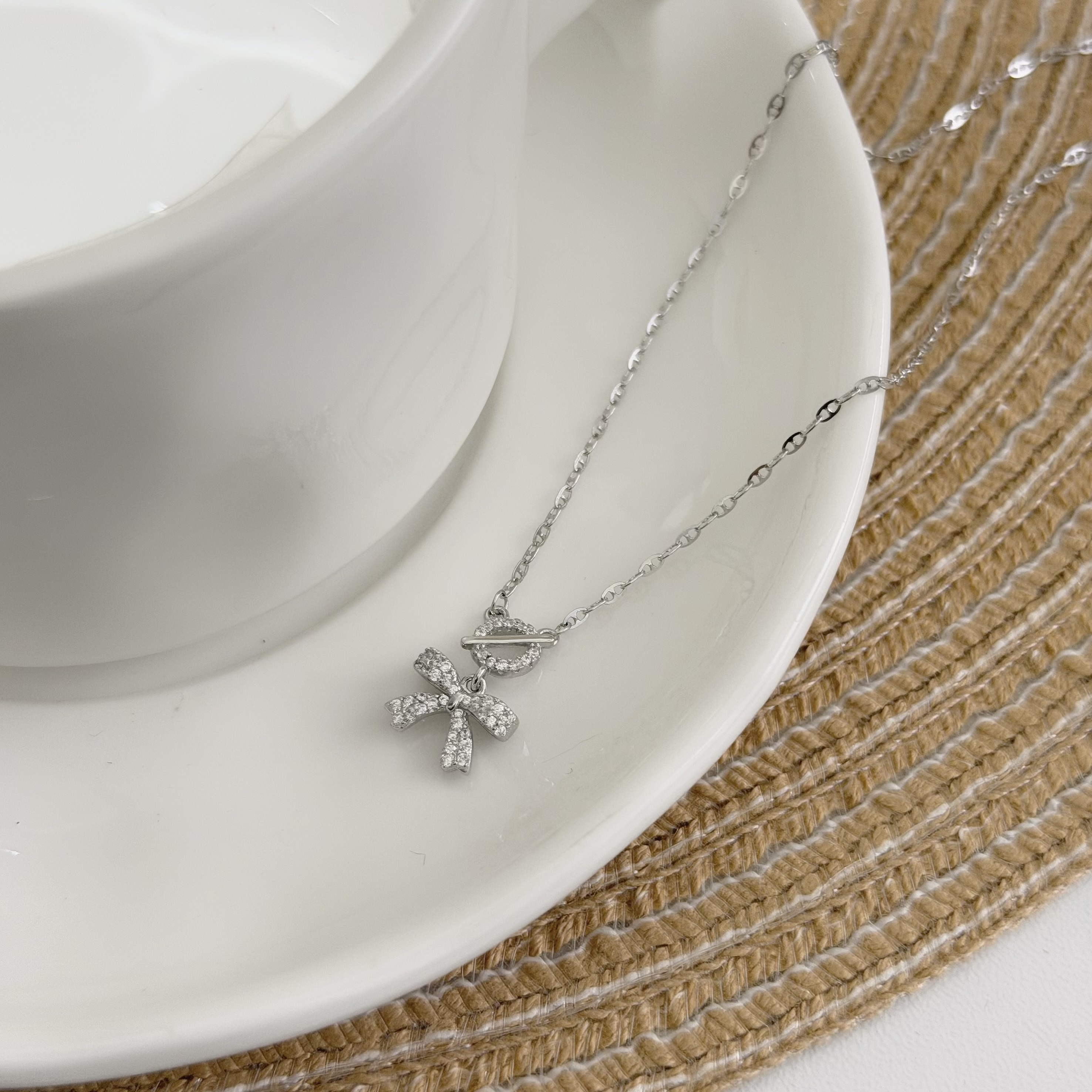 M161【輕奢】排鑽蝴蝶結OT扣純銀鎖骨鏈