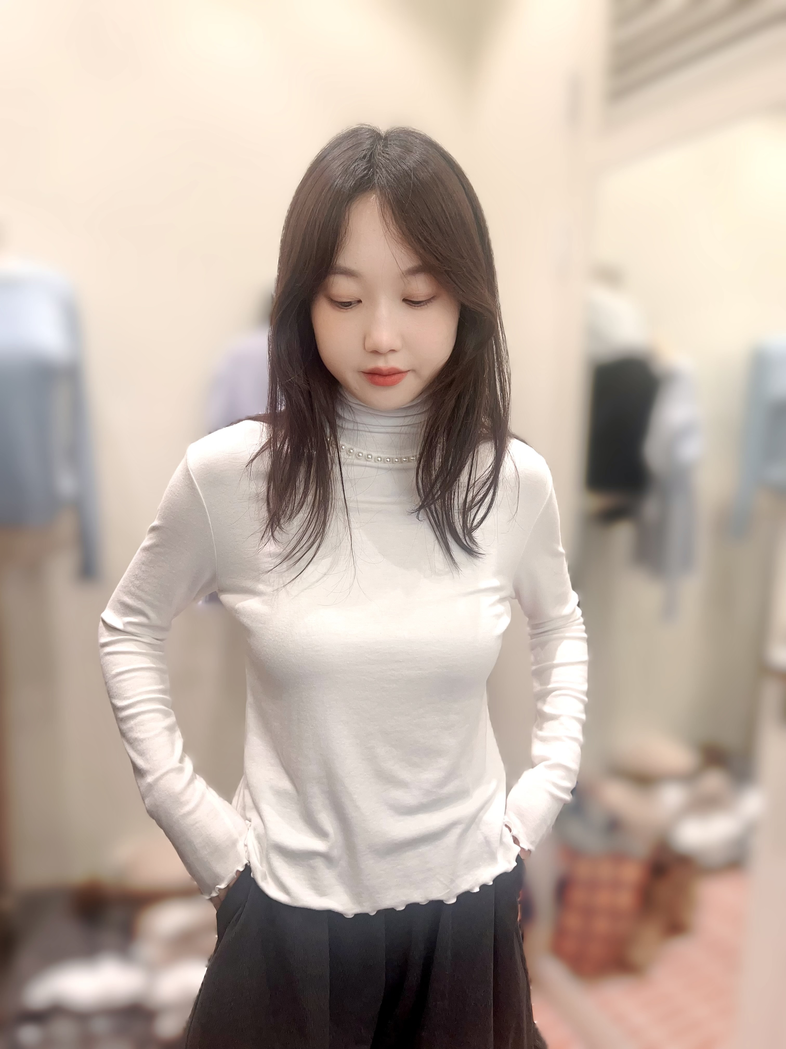 BE73  珍珠高領天絲莫代 + 羊毛  胸 38-62 長22 $369 (一口價)