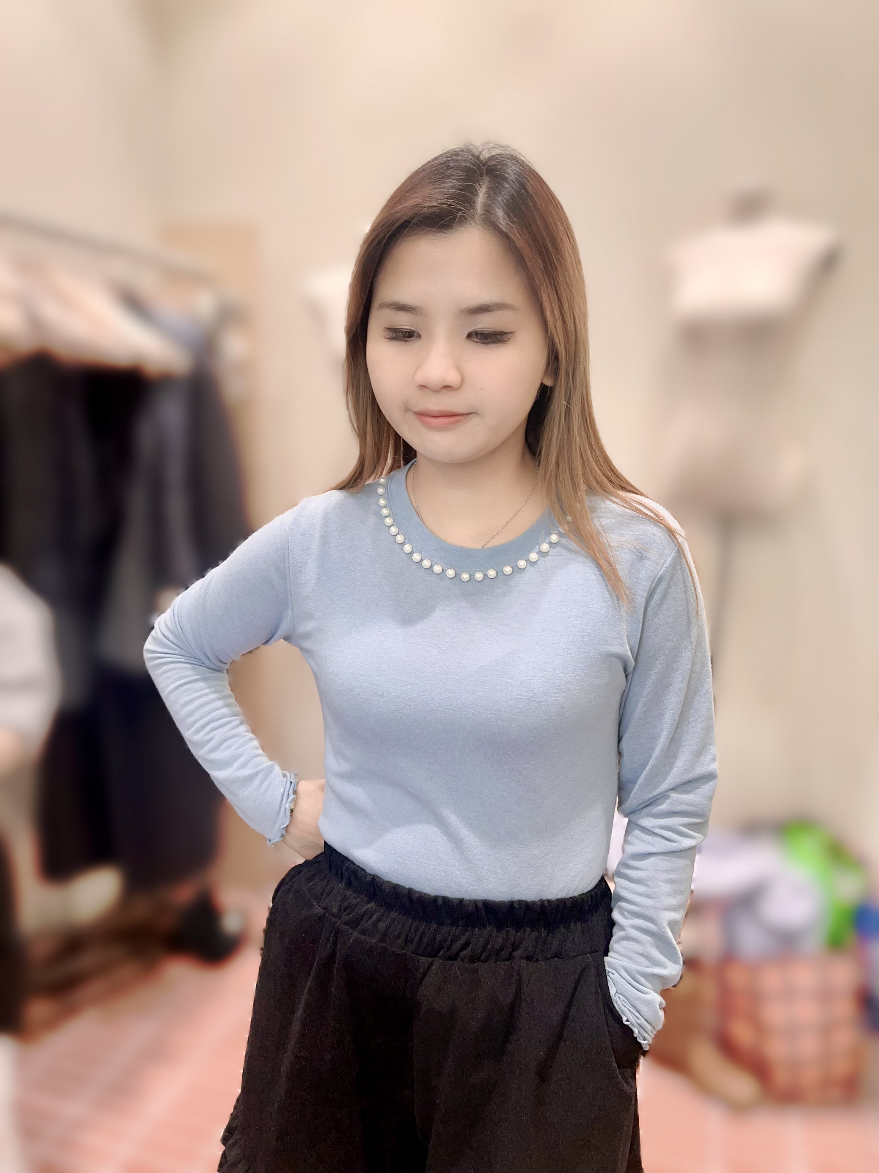 BE71 天絲莫代+羊毛打底王   胸 38-58 長22 $369 (一口價)