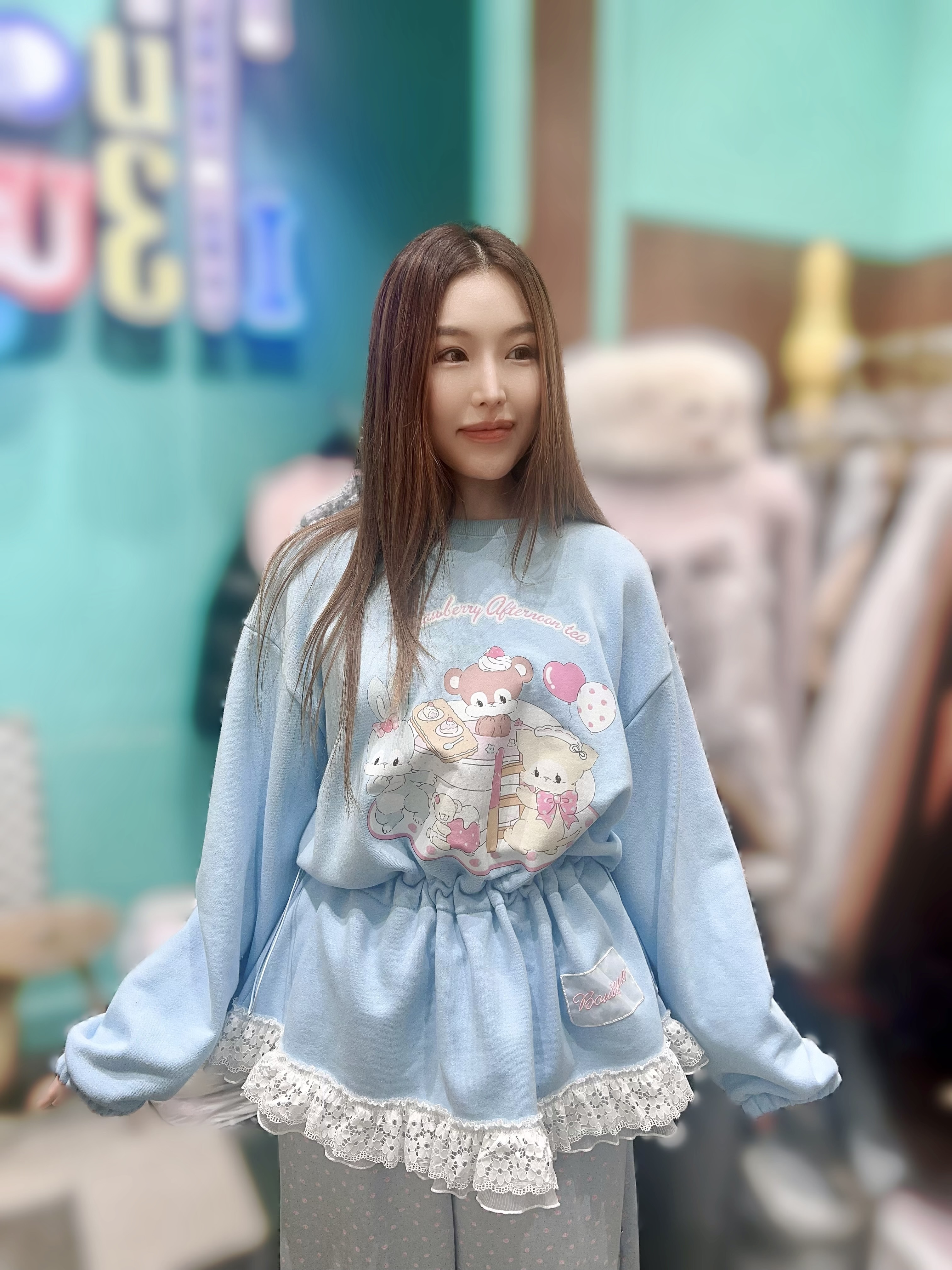 BU37   卡通衛衣  胸45 長30 $569 (一口價)