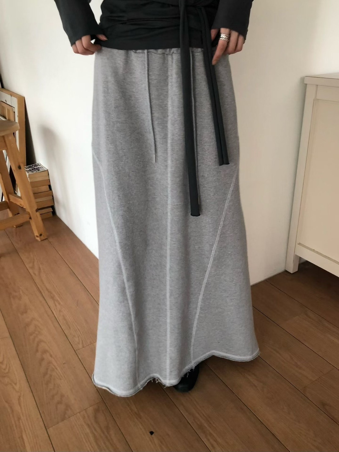 縫線綿長裙