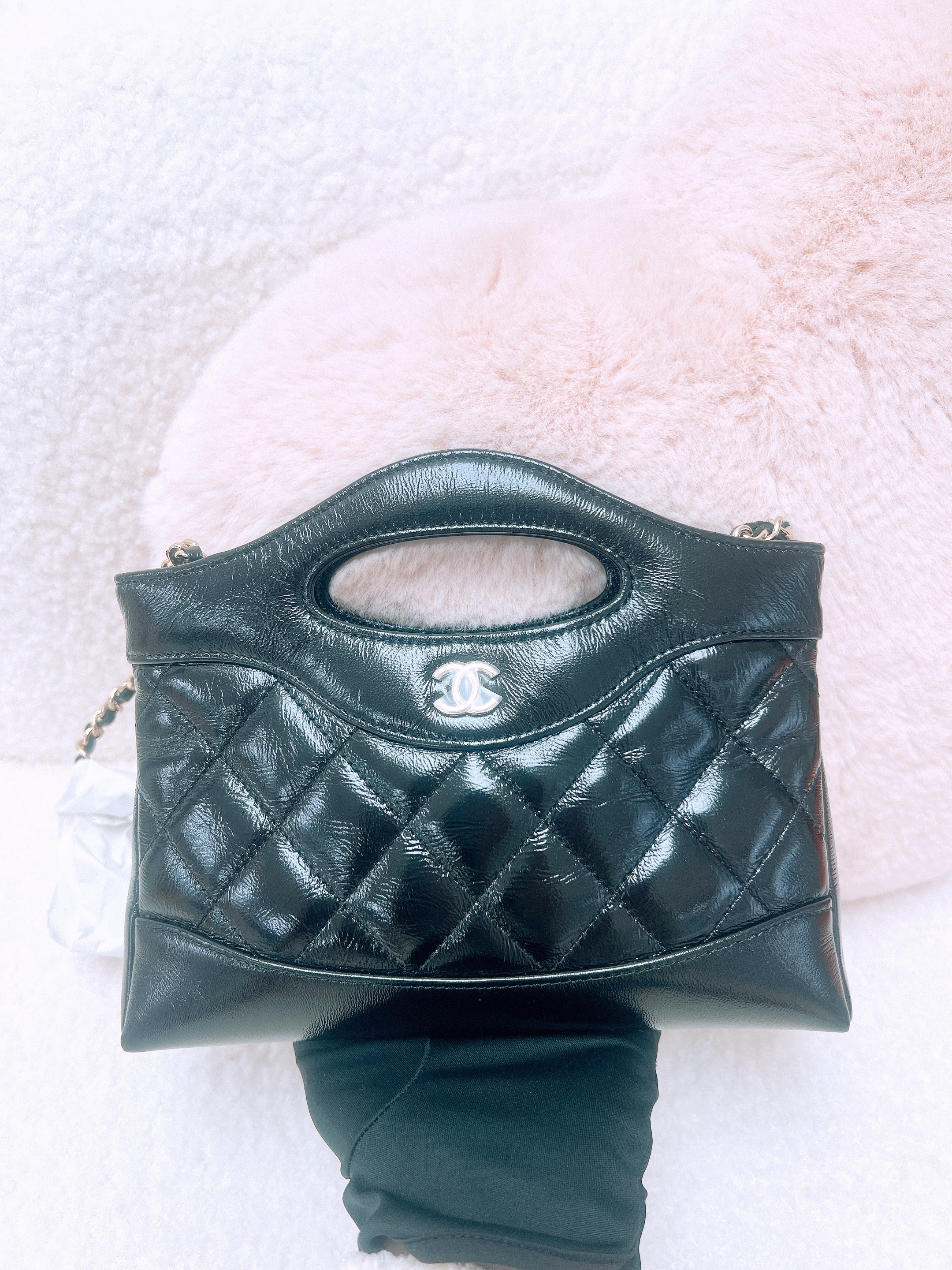 *Unused* Chanel 31 nano (black GHW)
