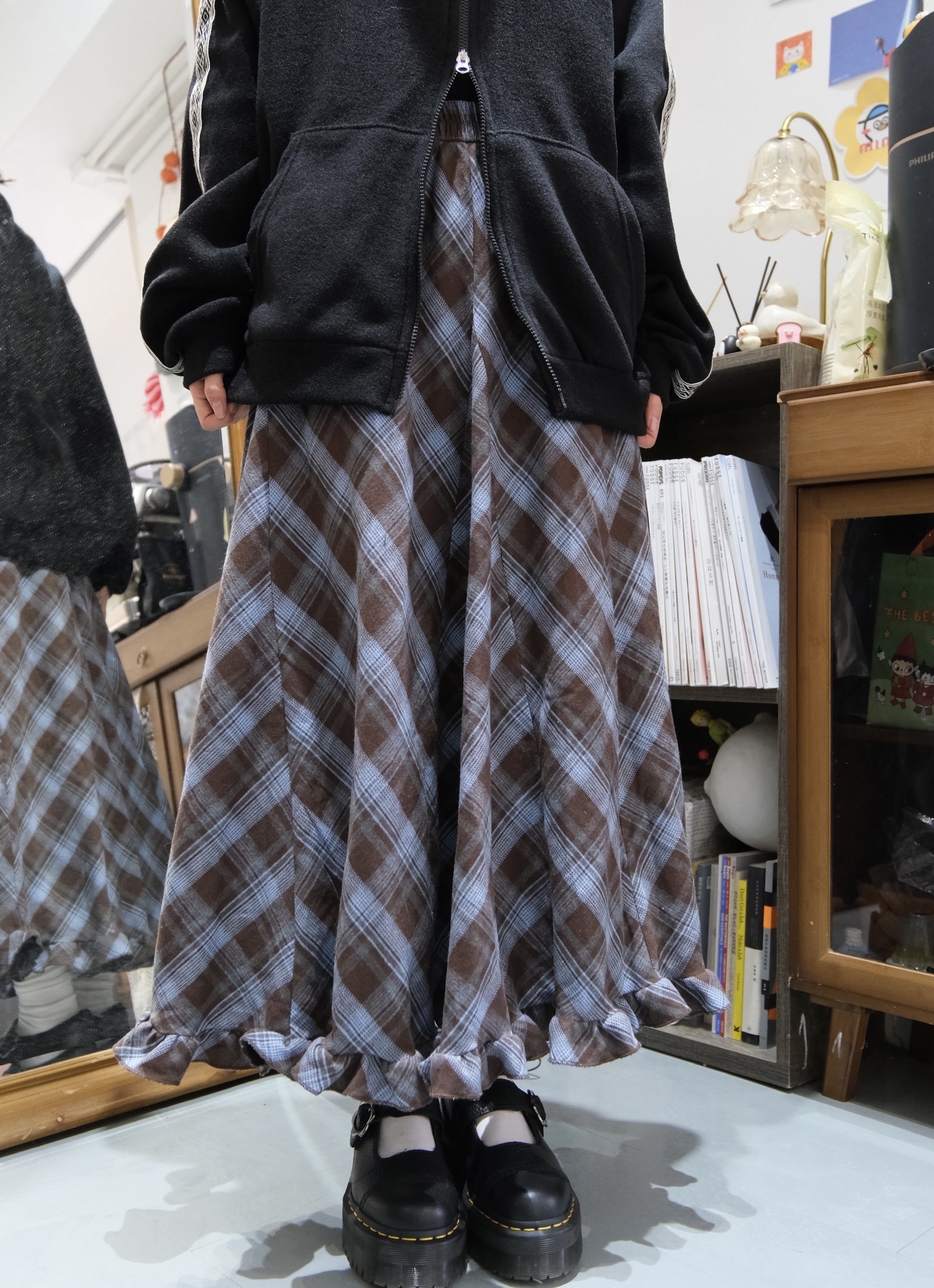 [兩色入]格仔斜紋ruffle SK(Brown)
