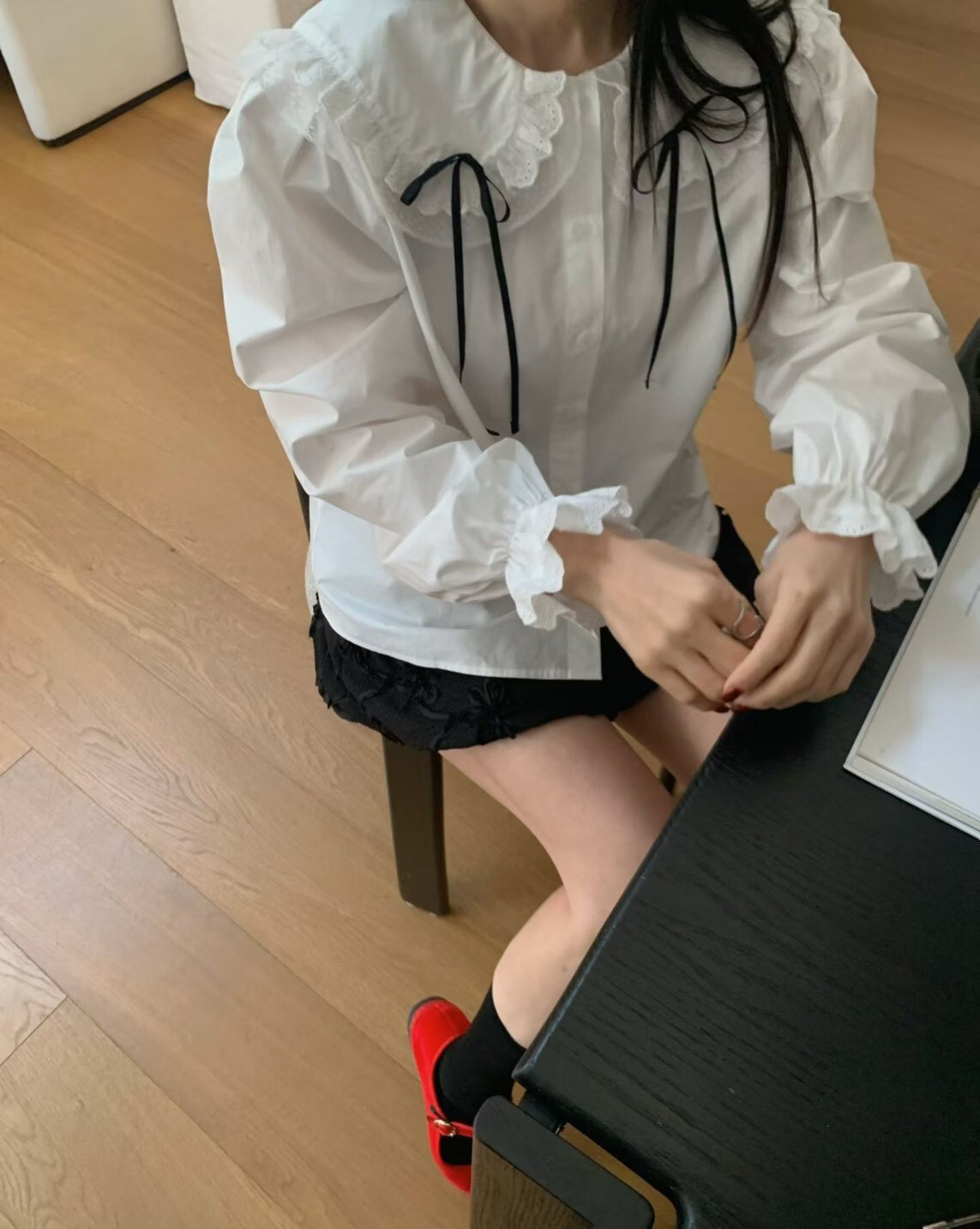 娃娃紗領緞帶蝴蝶結襯衫