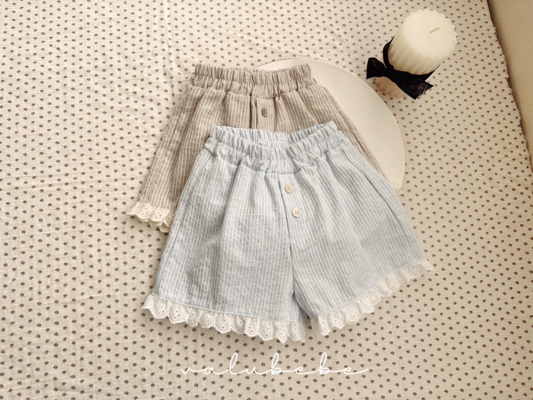 Valu Bebe Classic Lace Half Pants