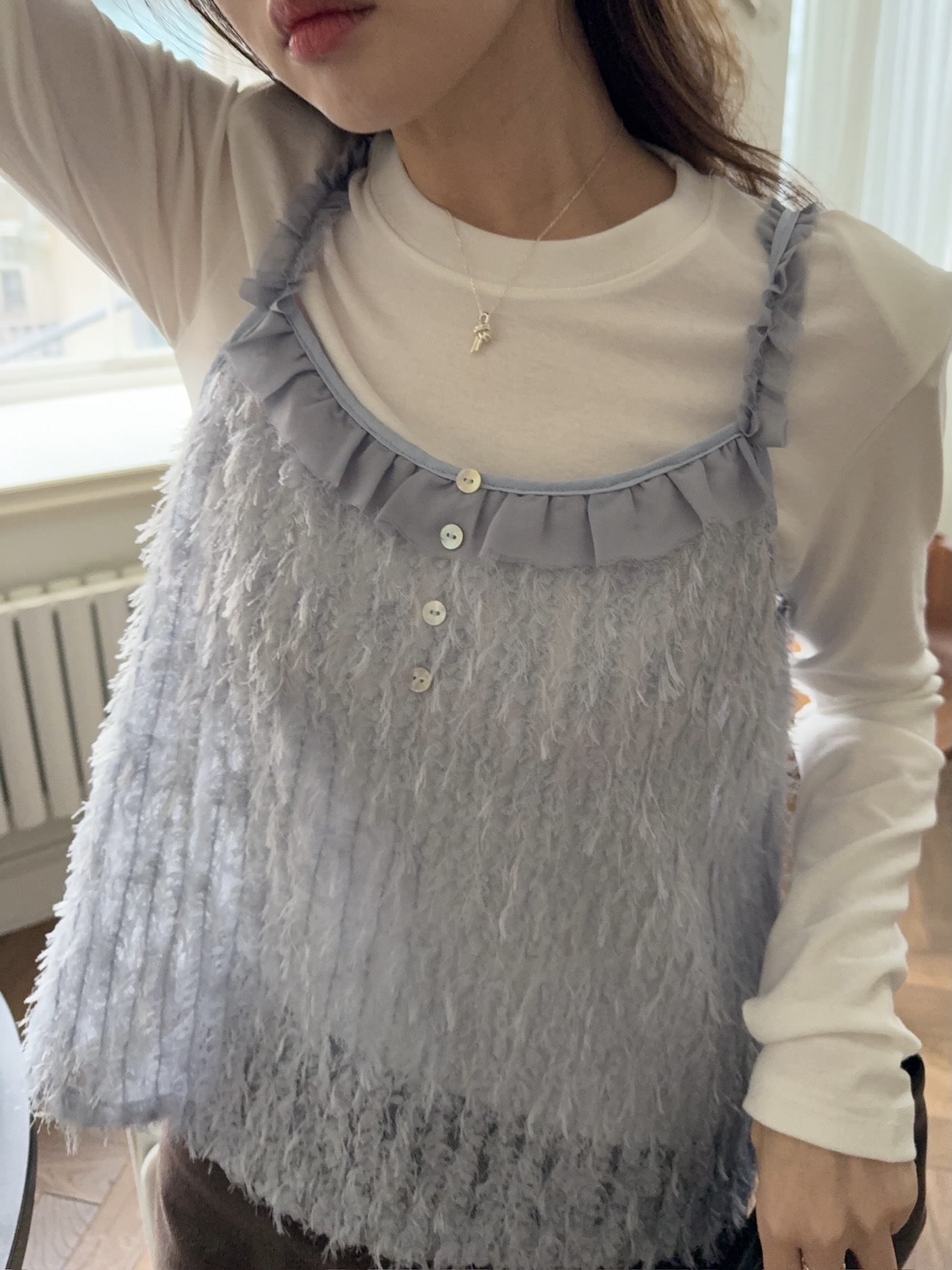 J16/ 透膚蕾絲細肩背心