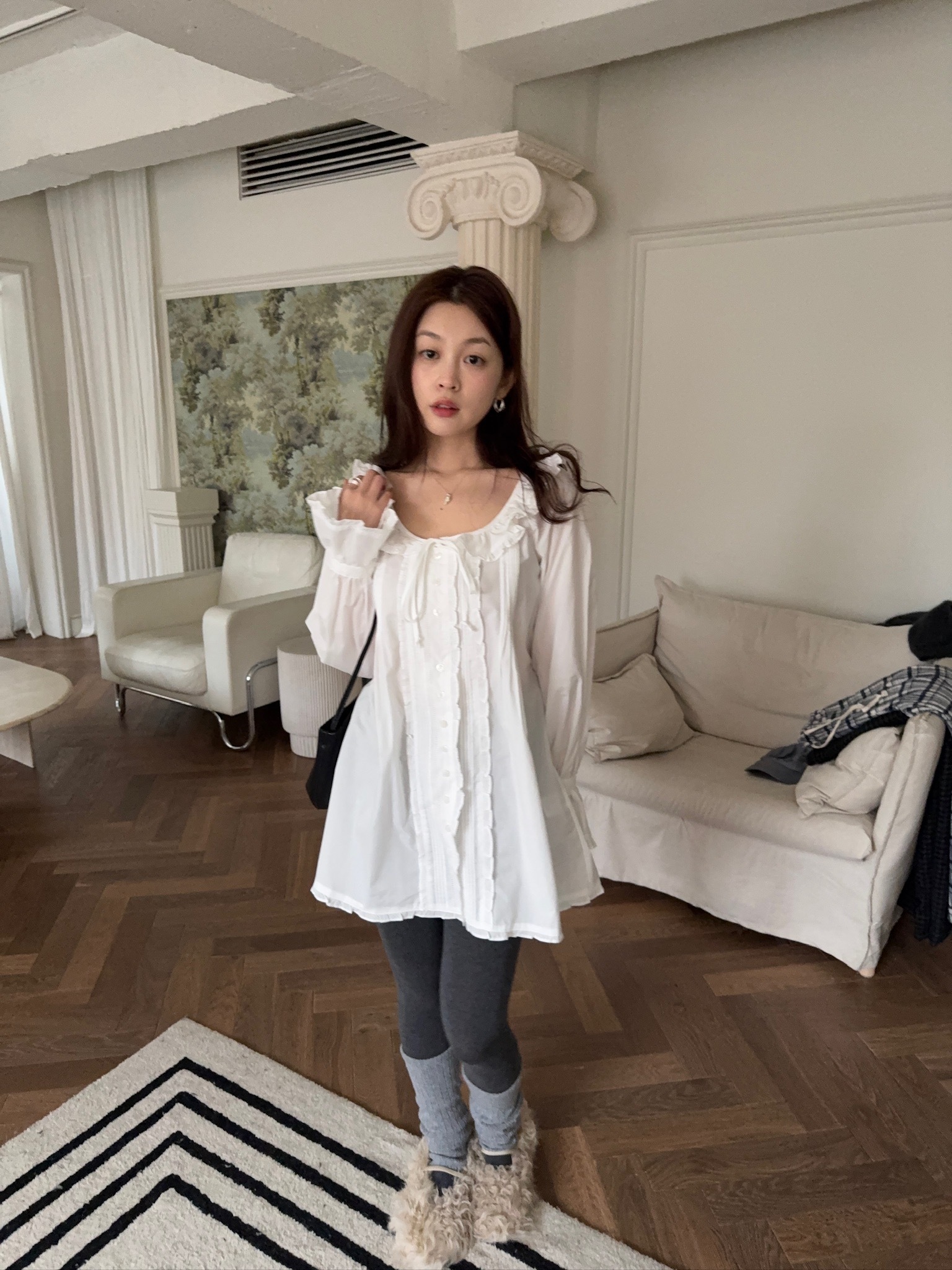 J40/ 法式宮廷風 雕花褶縫荷葉邊短洋裝