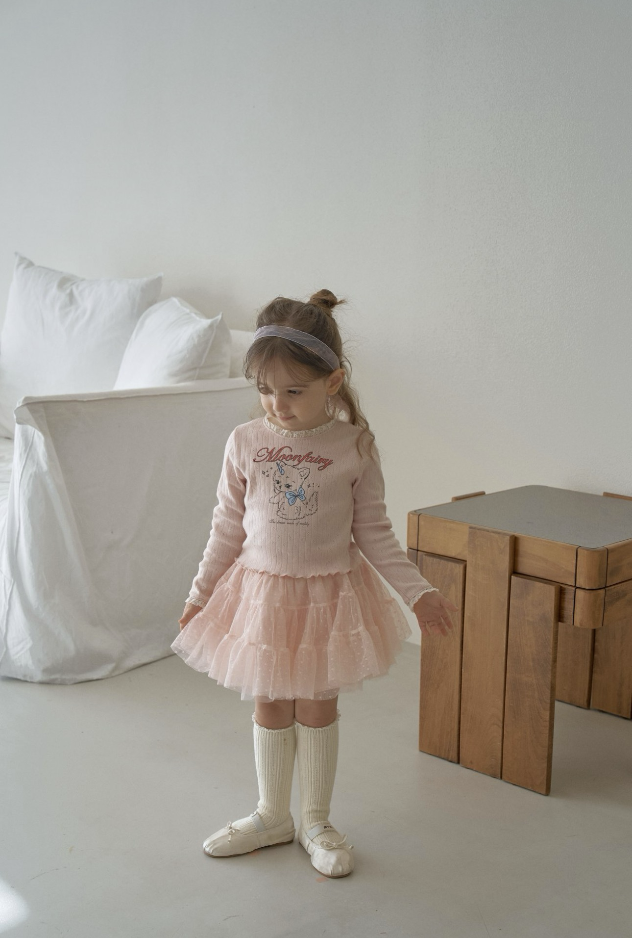 Momo Ann Uni Cat Tee