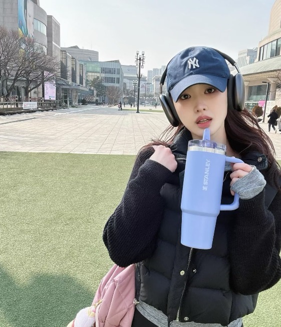 【預購】Stanley 超防漏 H011257超防漏保溫水樽 30OZ （淡霧藍）