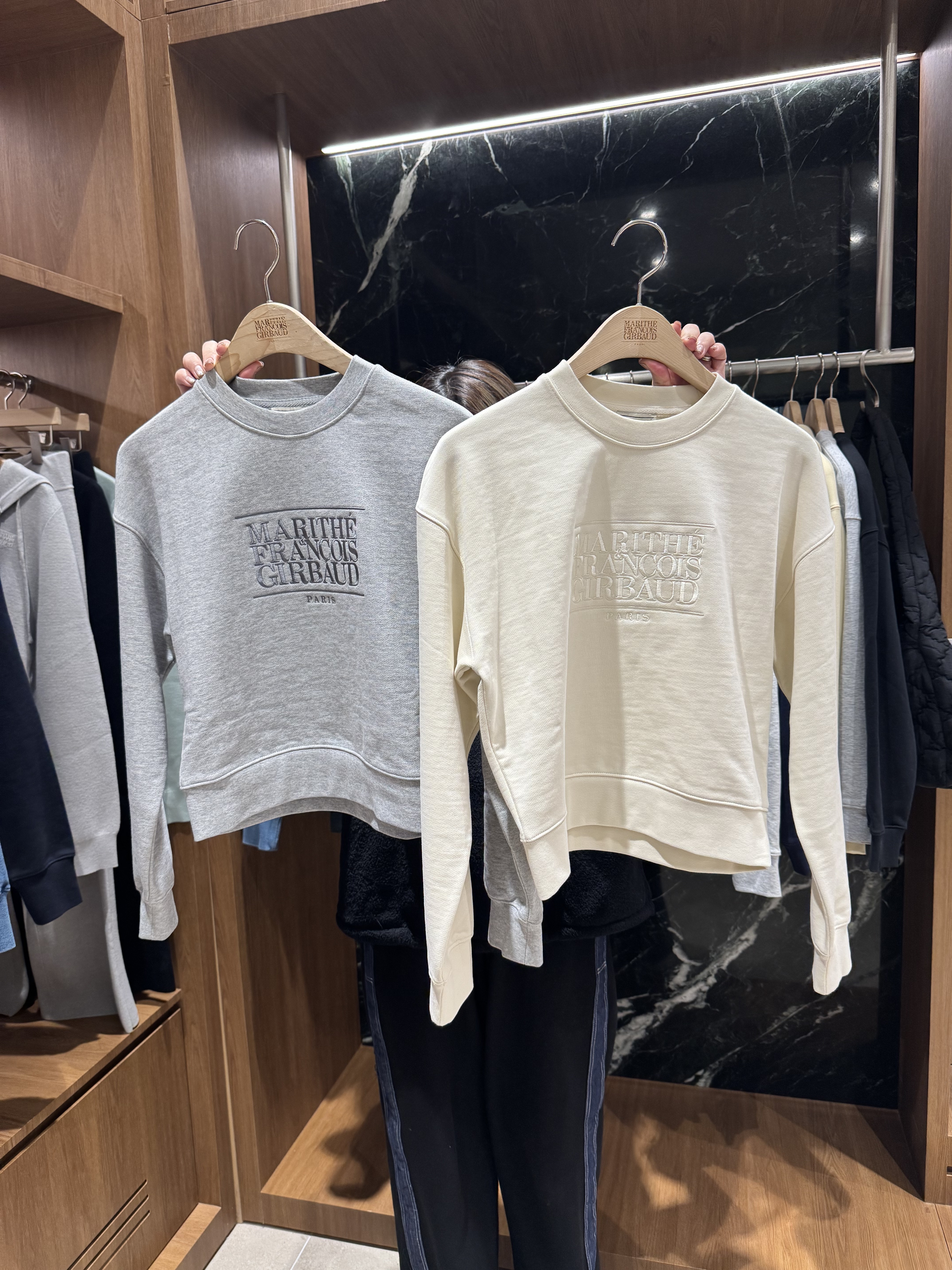 A1MF01 大刺繡短衛衣*6色