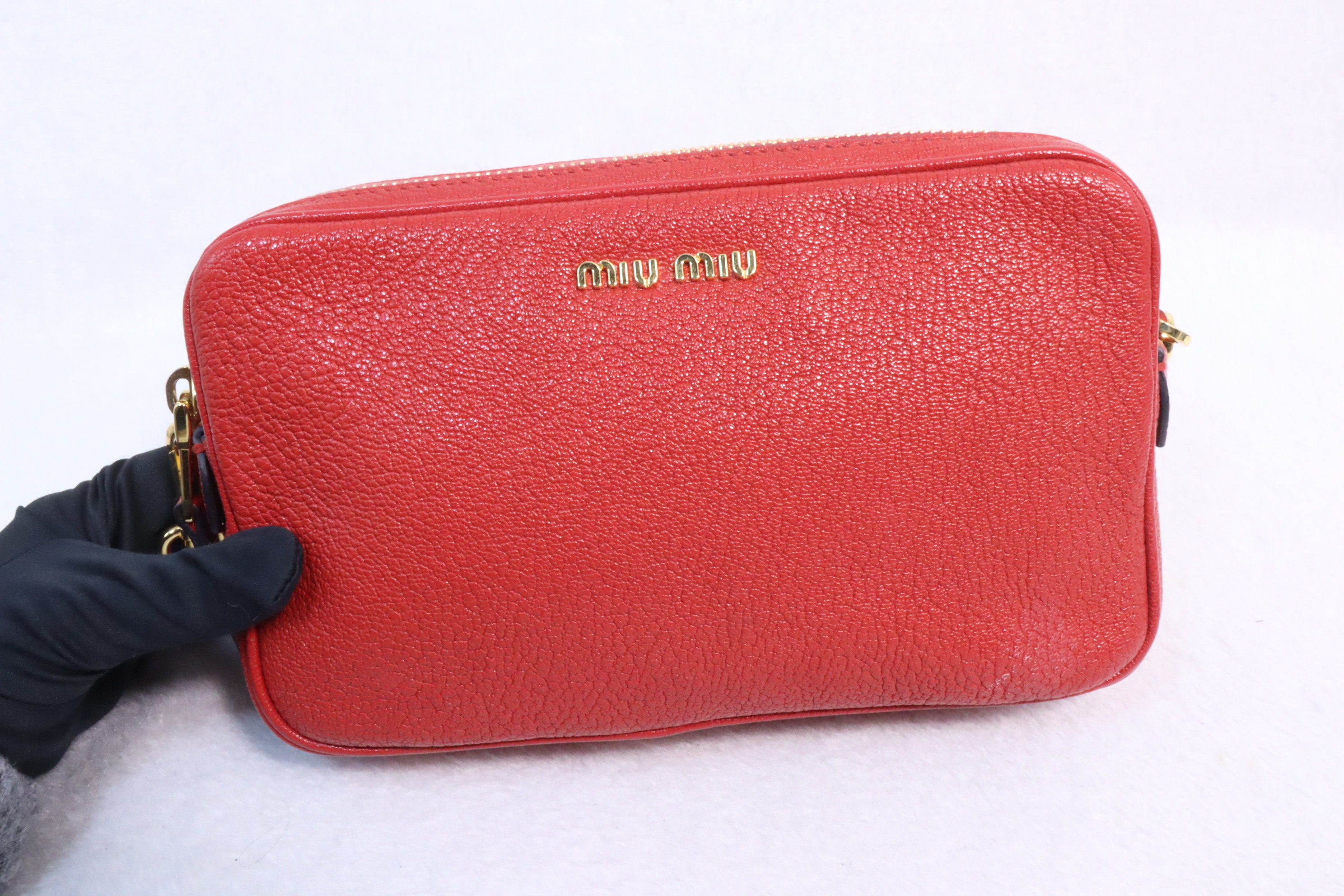 Miumiu 相機包❤️  （現貨）