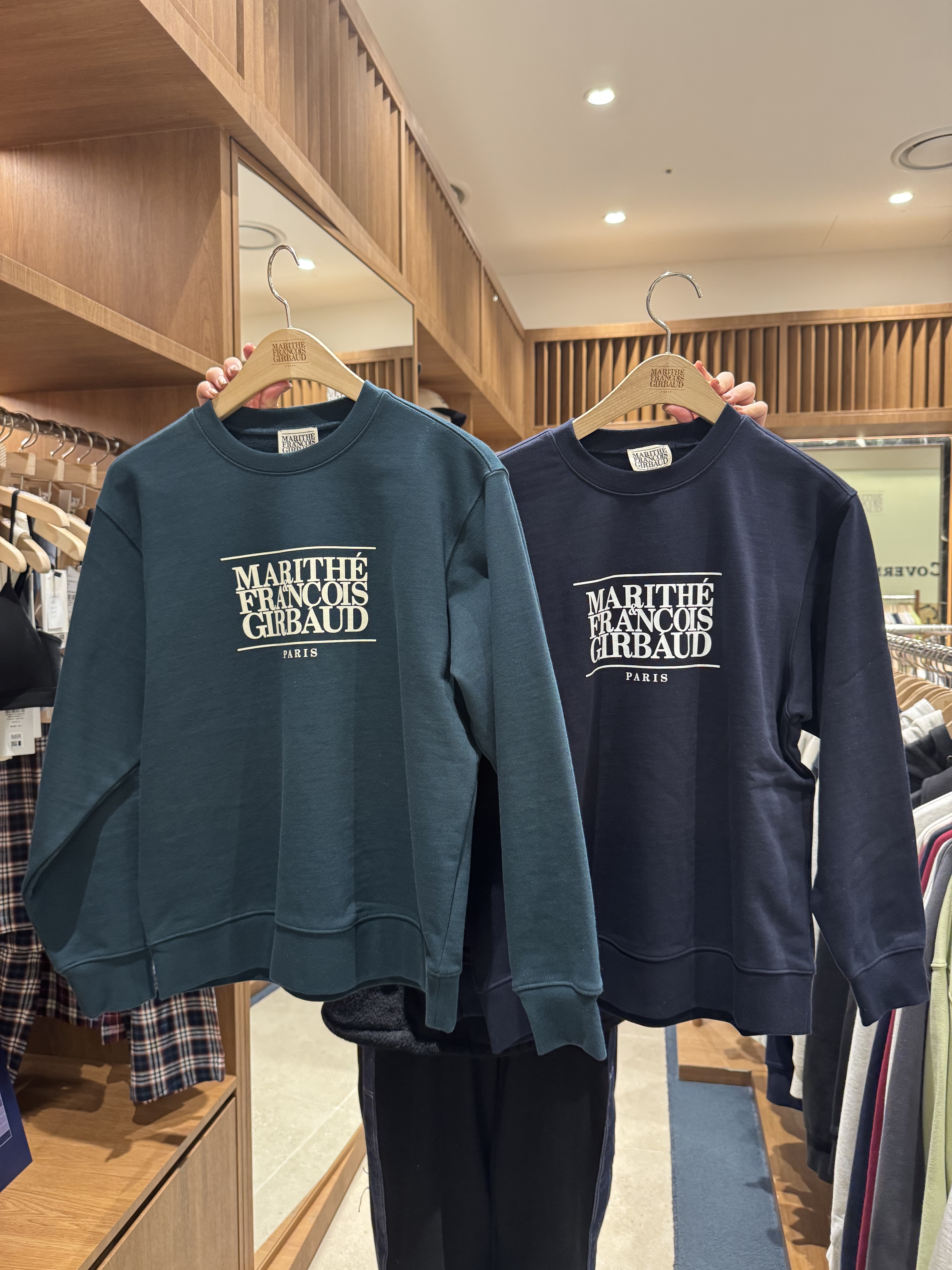 A1MF07 大Logo長版衛衣*4色