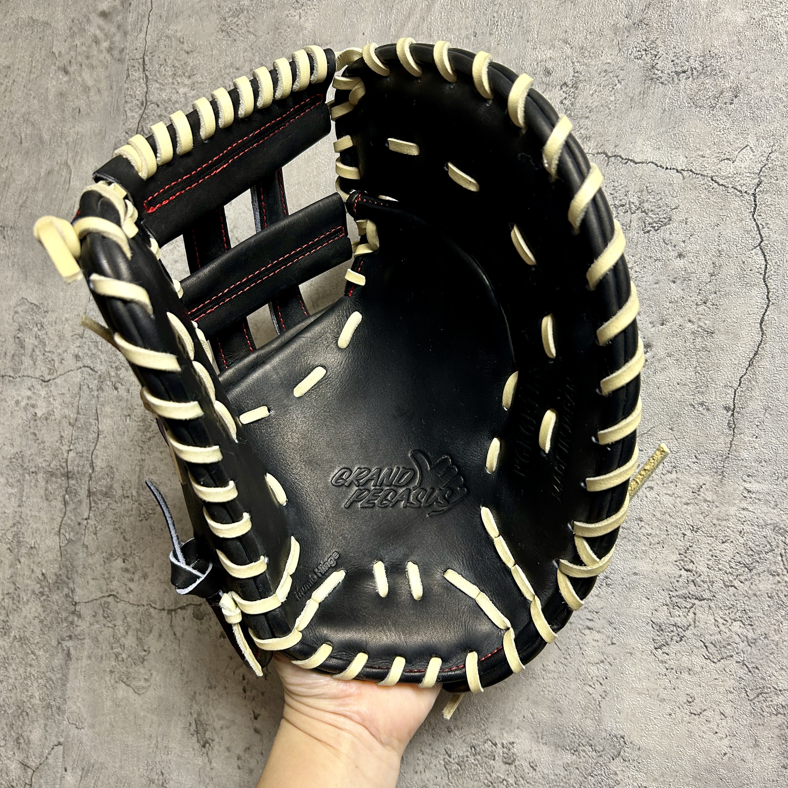 約12.2吋 WP 獨角獸 頂級和牛革 暗黑黑標  硬式一壘手 WGK6PTH3